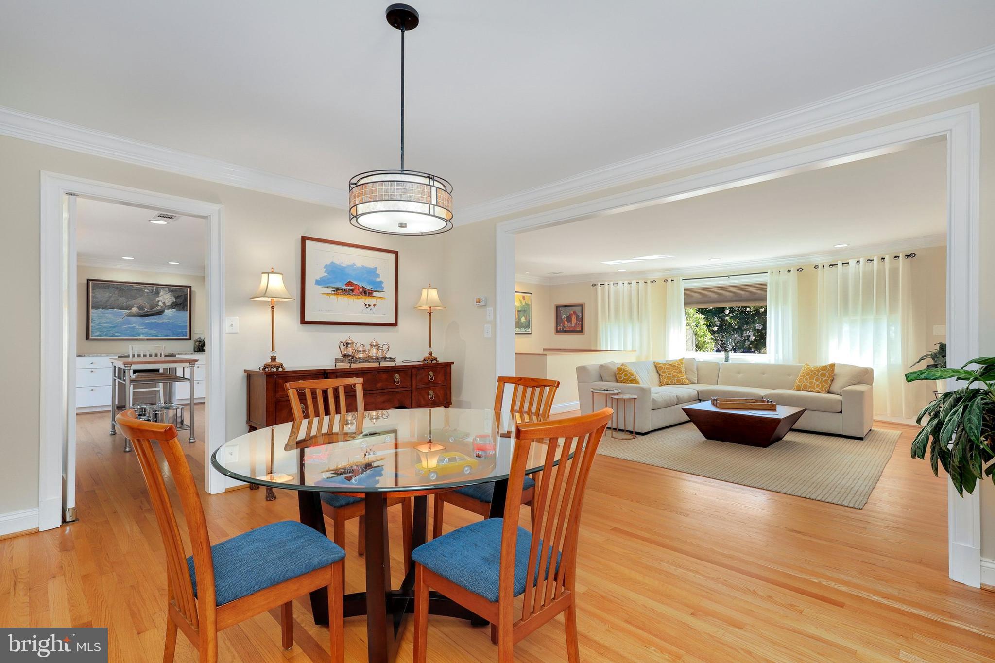 POTOMAC OUTSIDE - Residential