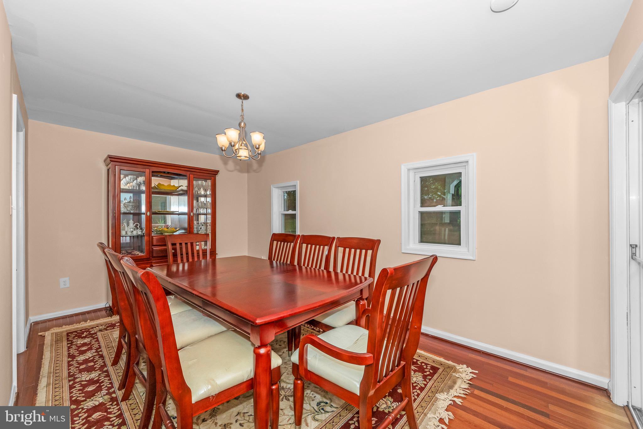 COLLEGE PARK ESTATES - Residential