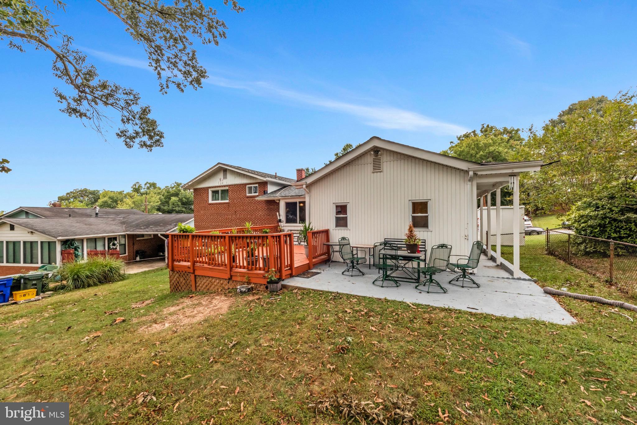 COLLEGE PARK ESTATES - Residential