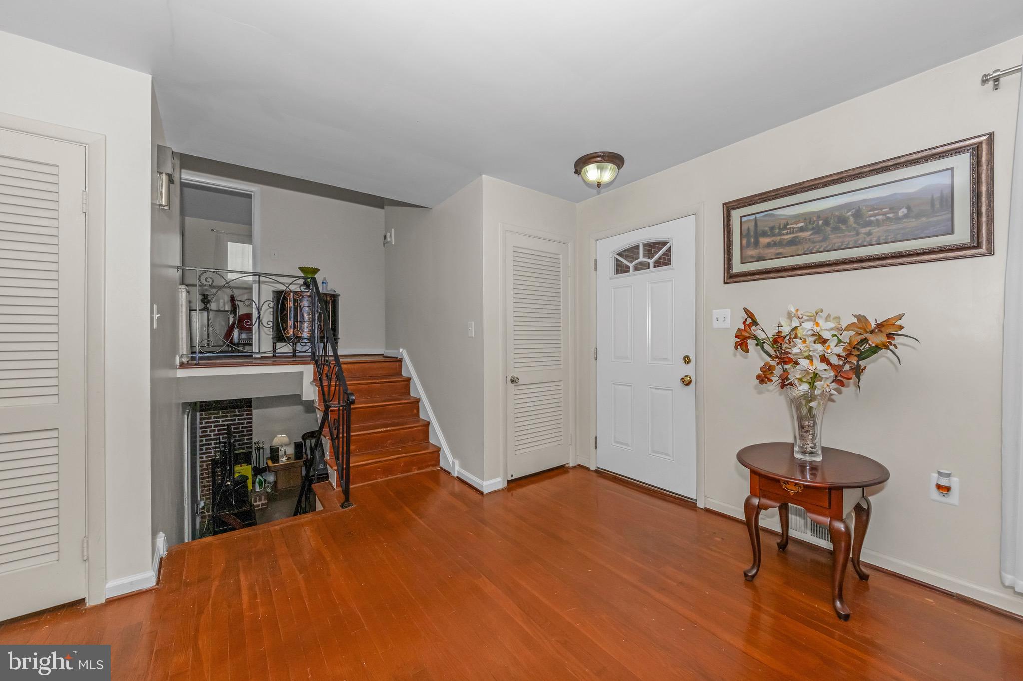 COLLEGE PARK ESTATES - Residential