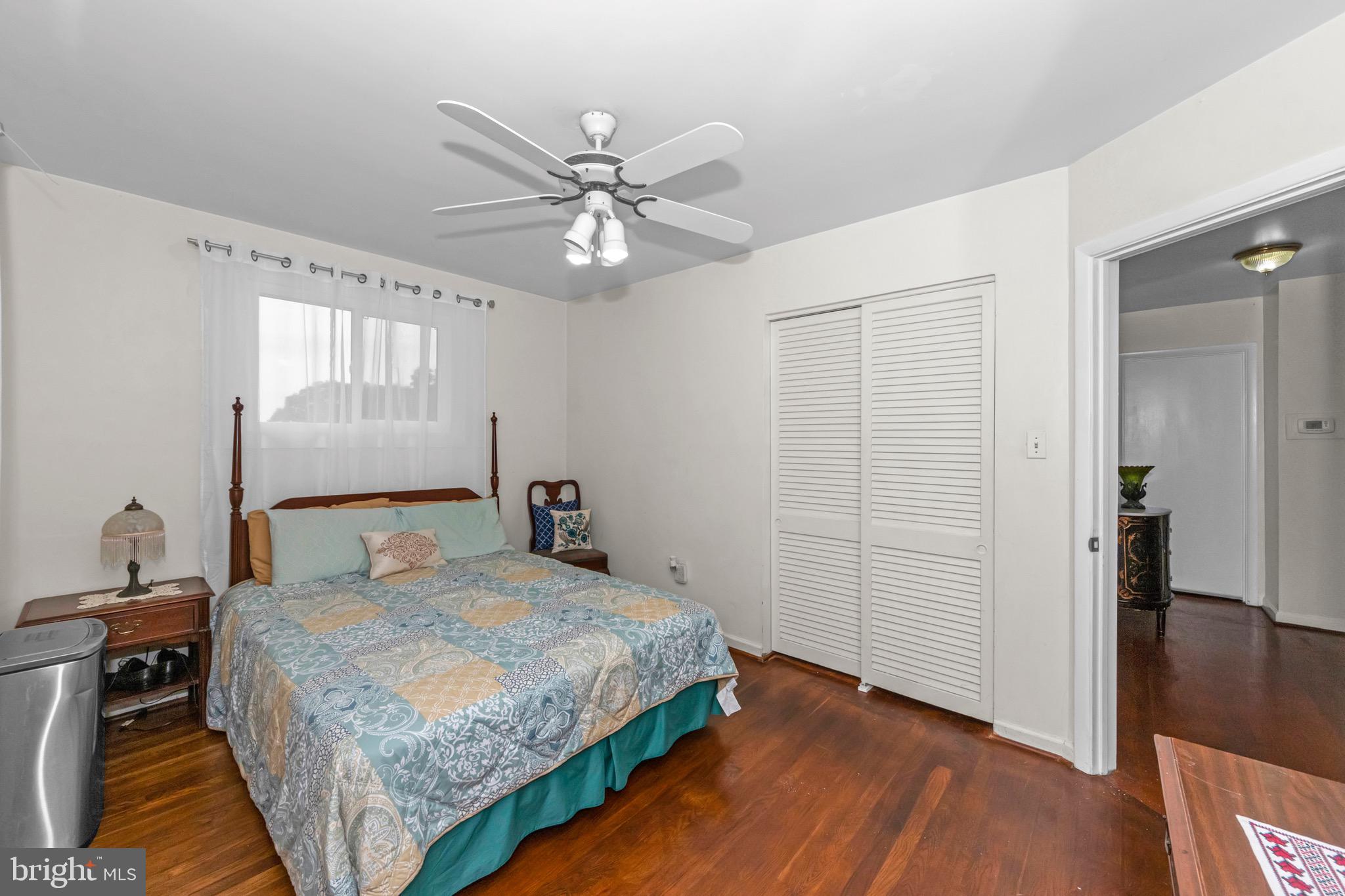 COLLEGE PARK ESTATES - Residential