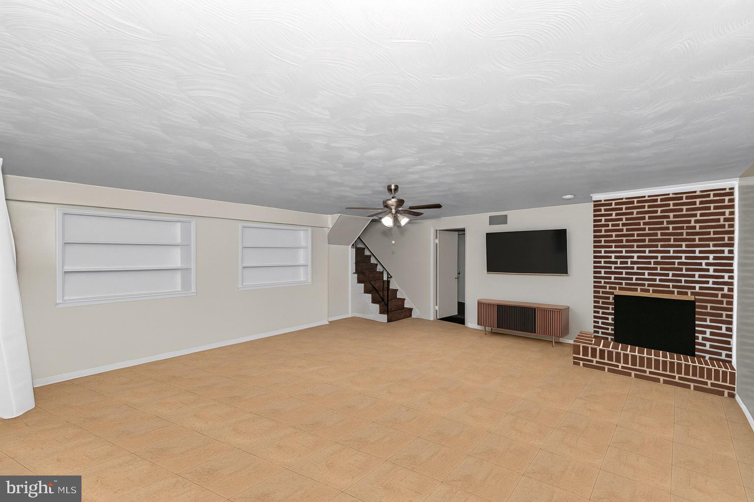 COLLEGE PARK ESTATES - Residential