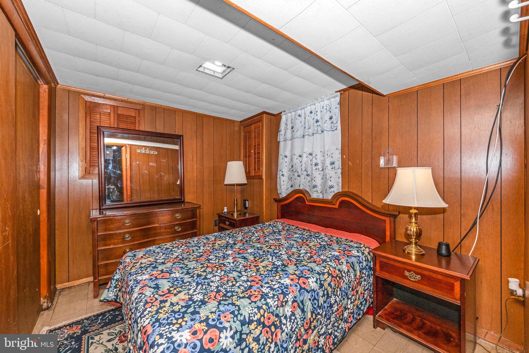 COLLEGE PARK ESTATES - Residential