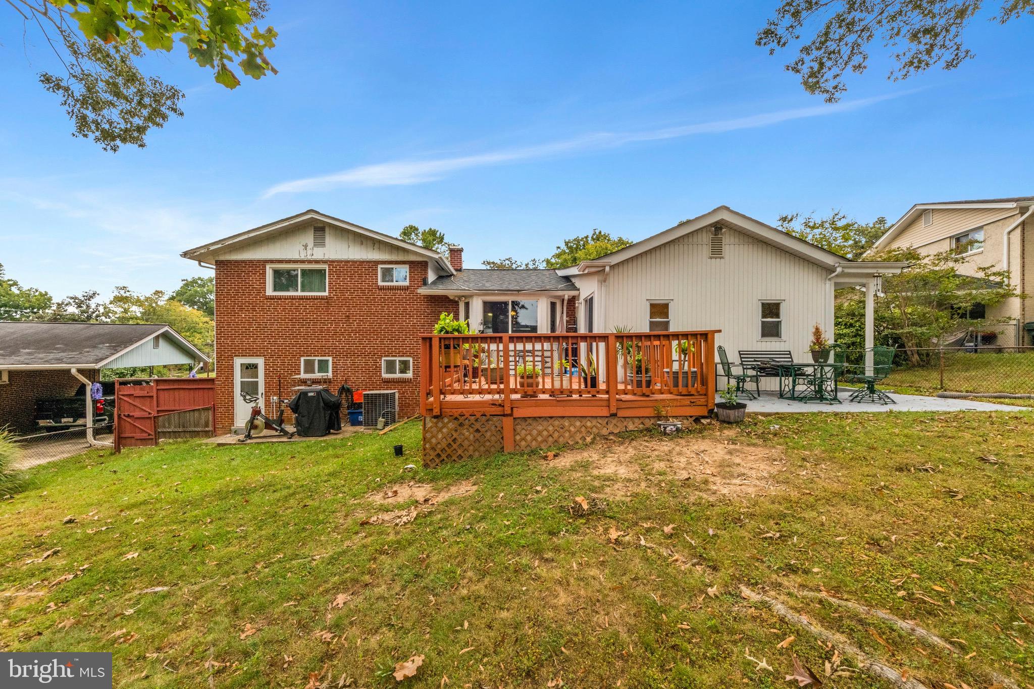 COLLEGE PARK ESTATES - Residential