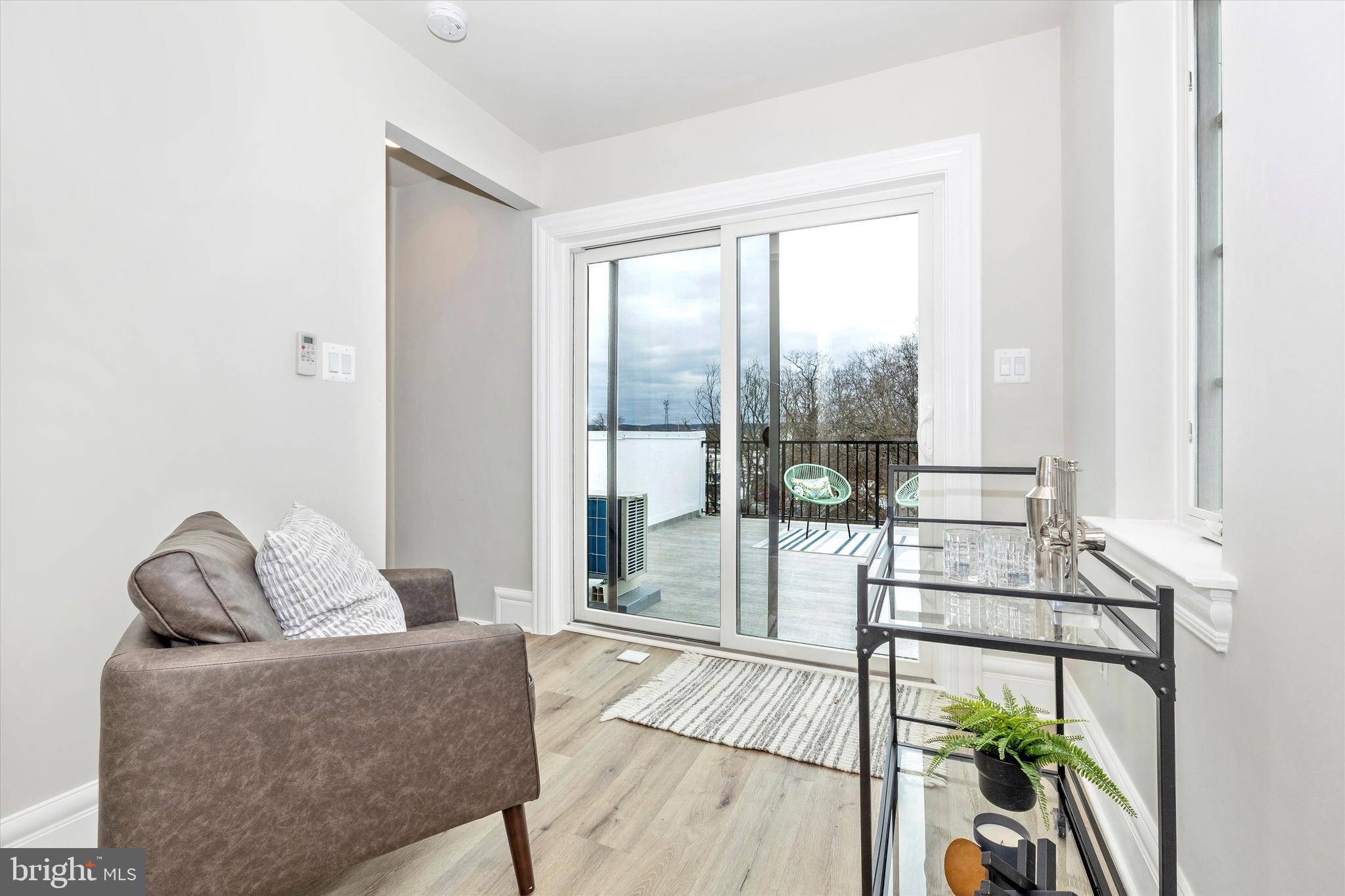 DOWNTOWN FREDERICK - Residential Lease