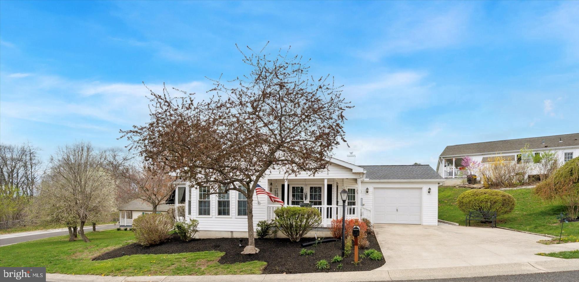 1043 SCENIC VIEW DRIVE