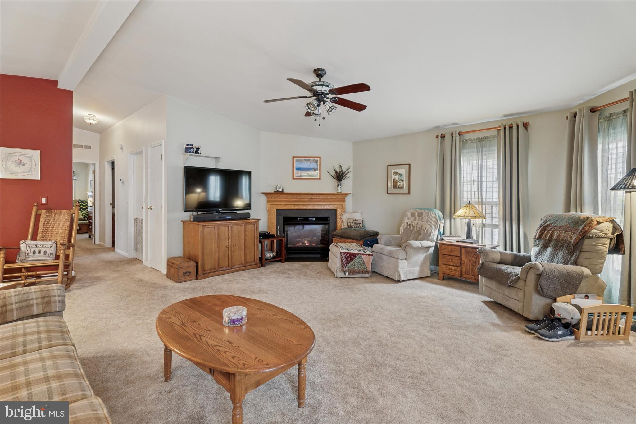 1043 SCENIC VIEW DRIVE