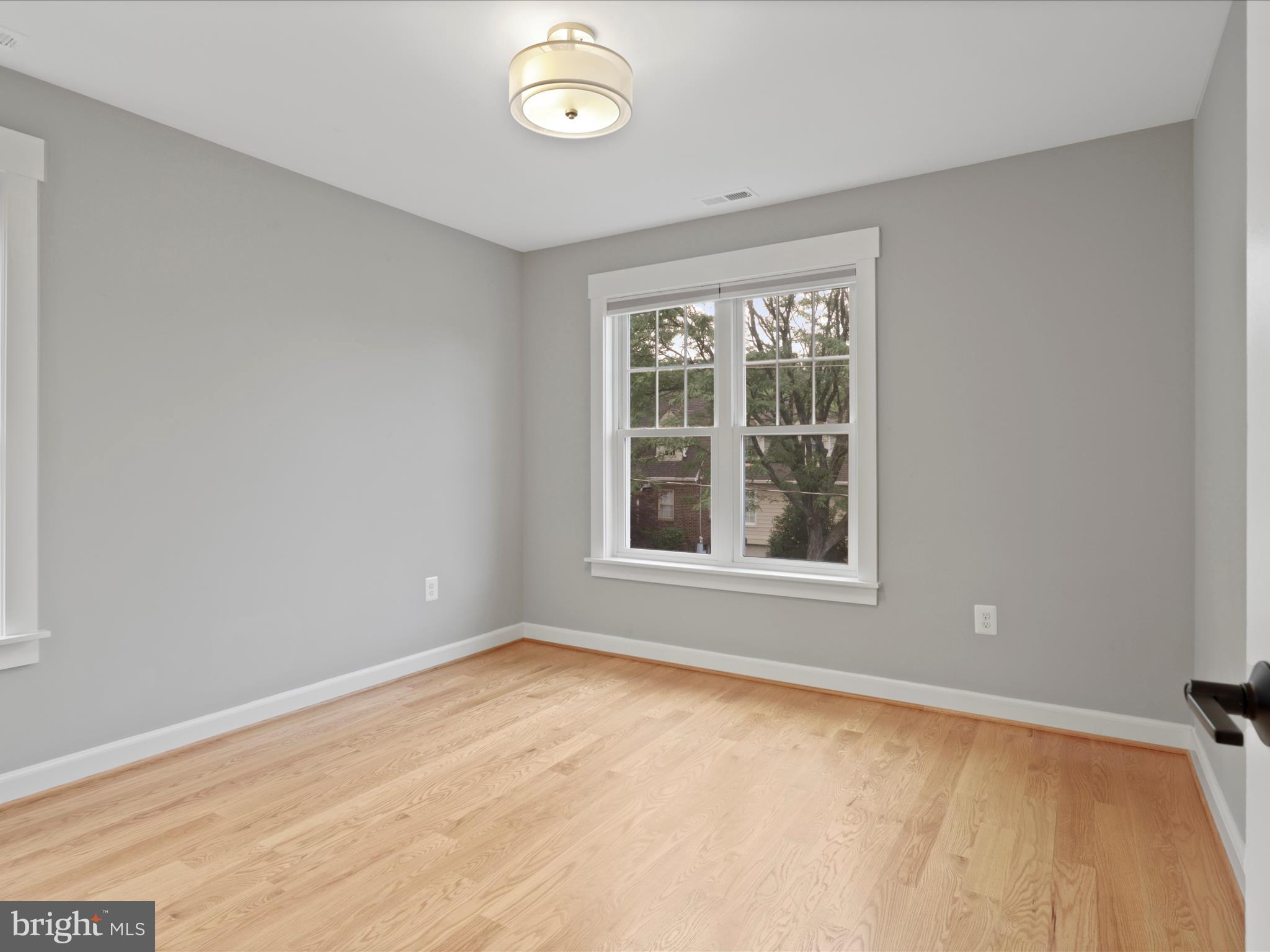 DEL RAY - Residential