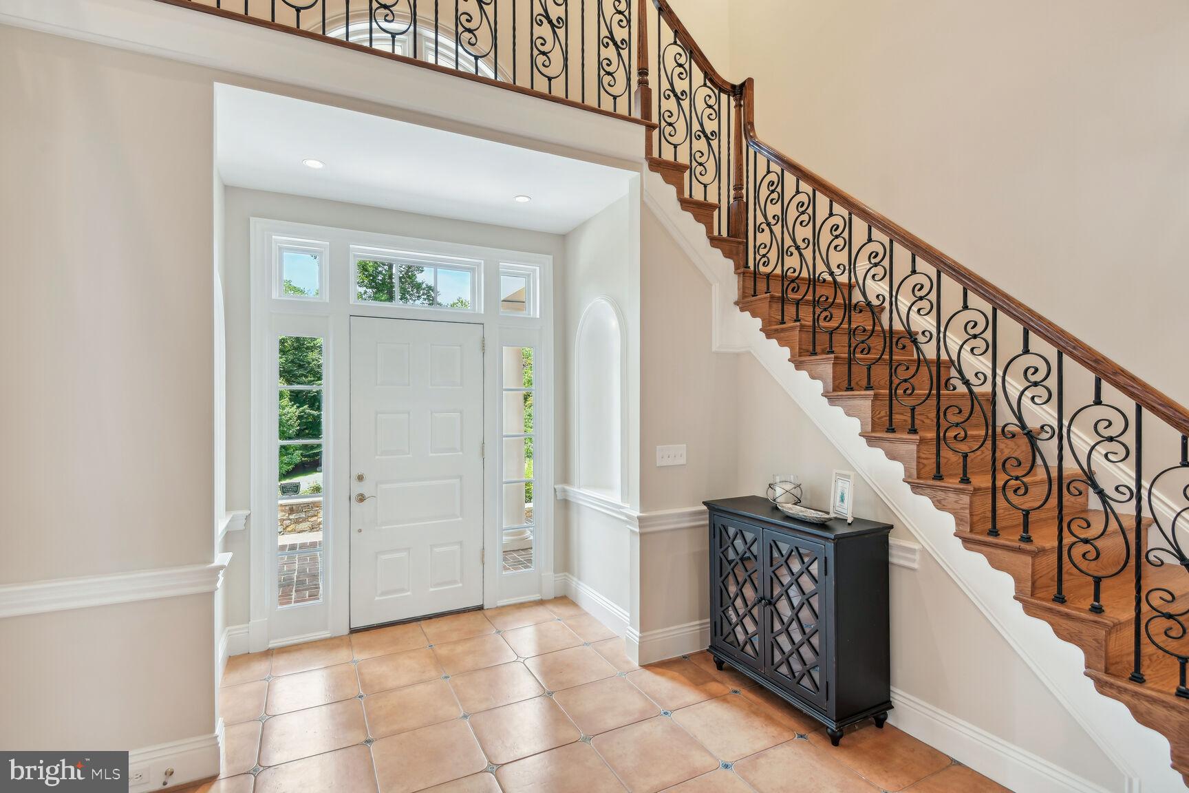 MERRY GO ROUND FARM - Residential