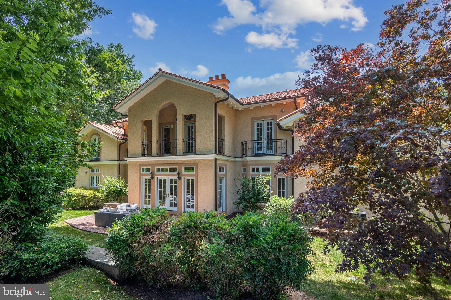 MERRY GO ROUND FARM - Residential