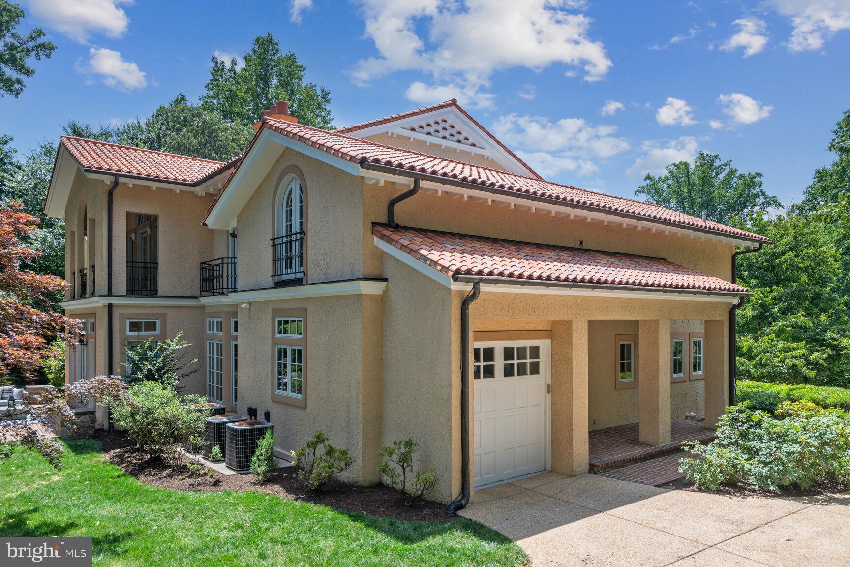 MERRY GO ROUND FARM - Residential