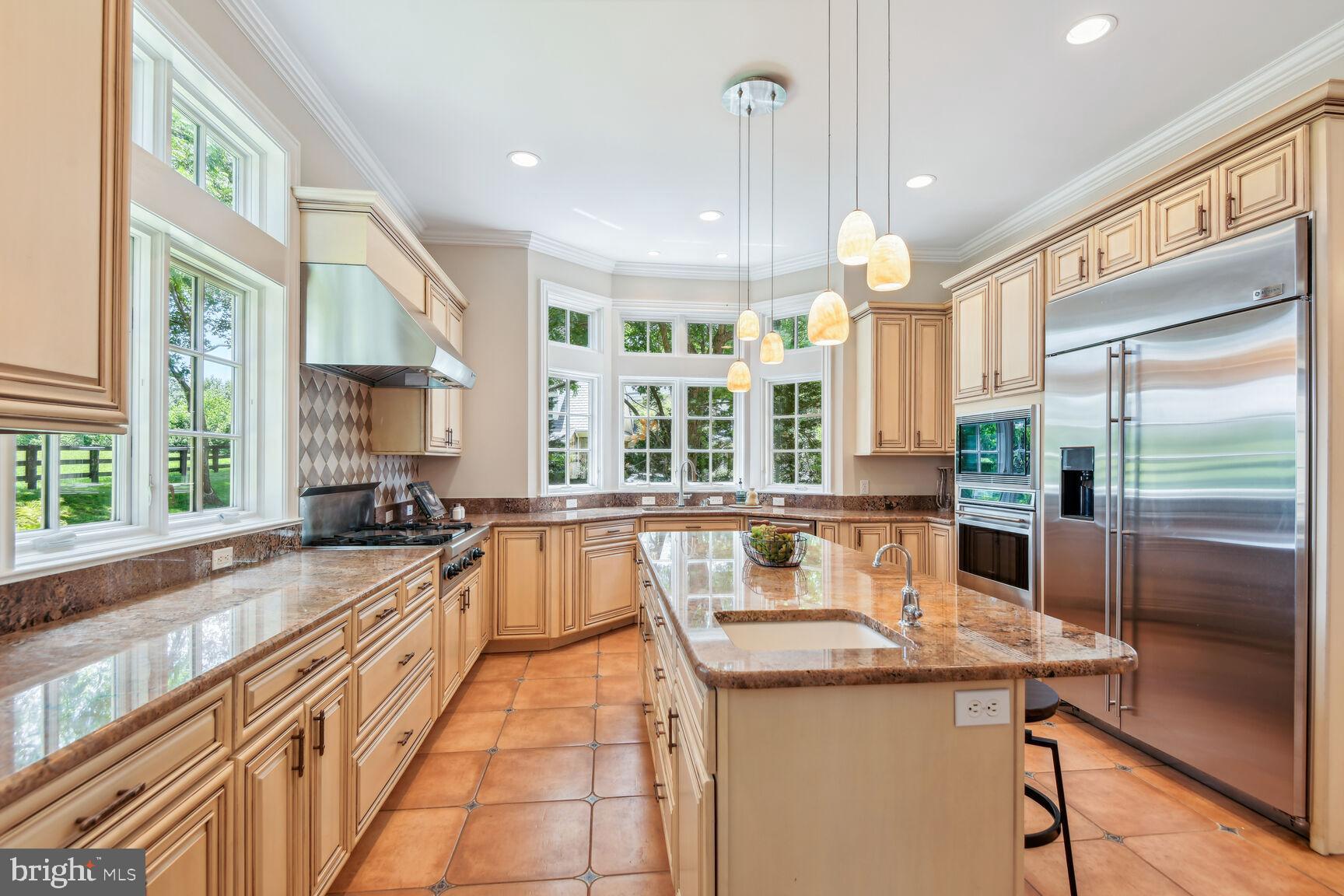 MERRY GO ROUND FARM - Residential