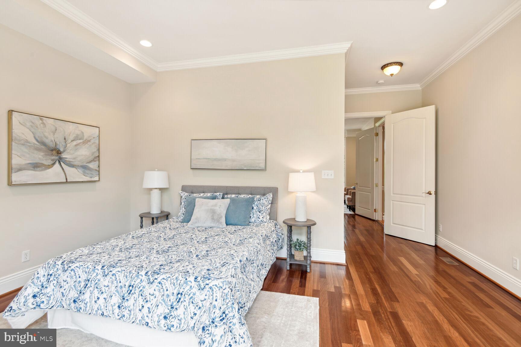 MERRY GO ROUND FARM - Residential