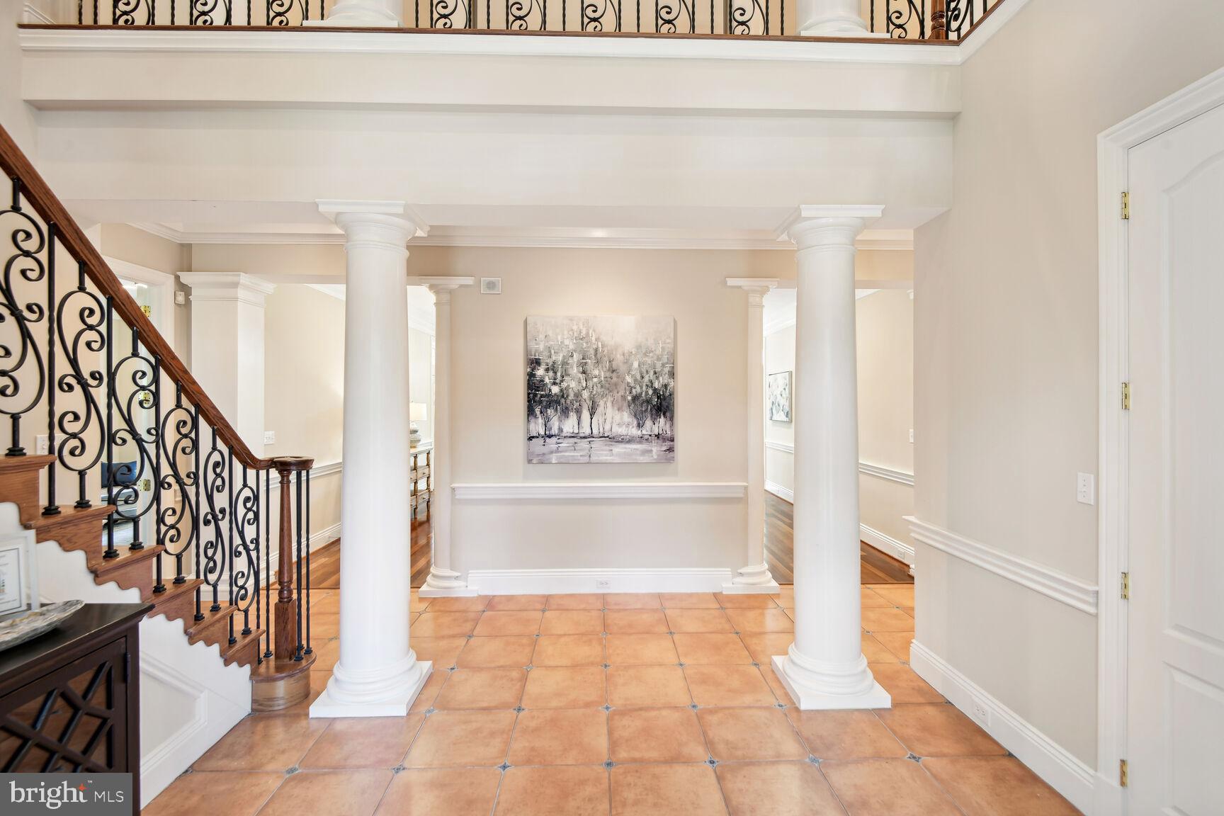 MERRY GO ROUND FARM - Residential