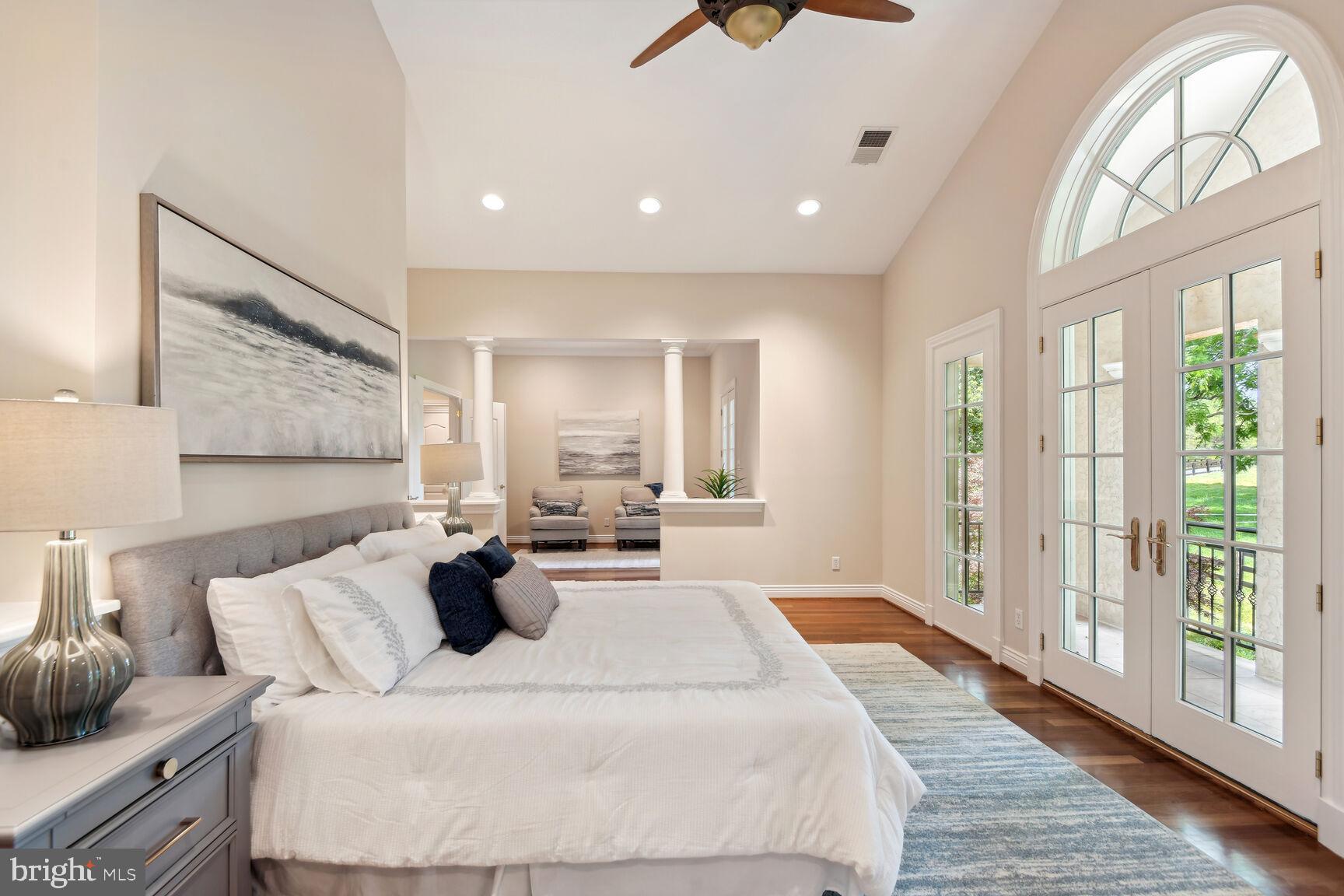 MERRY GO ROUND FARM - Residential