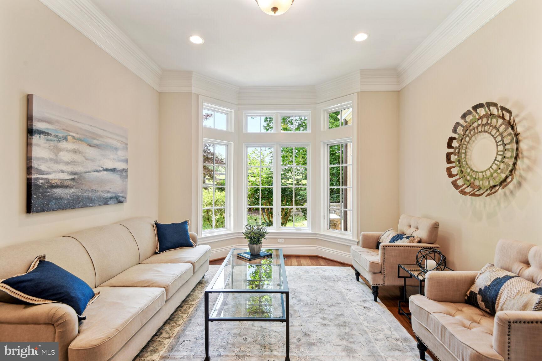 MERRY GO ROUND FARM - Residential