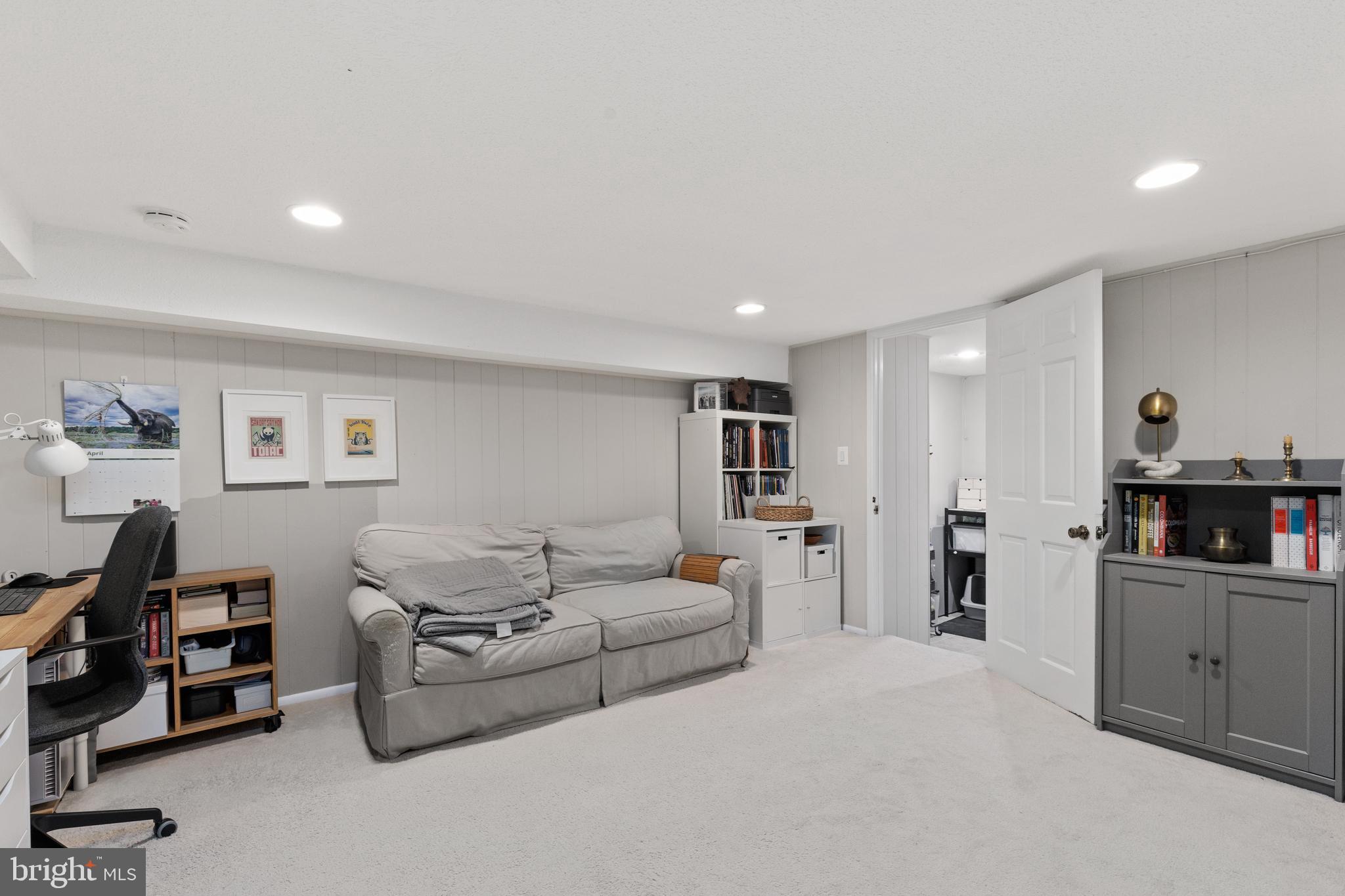 FAIRLINGTON VILLAGES - Residential Lease