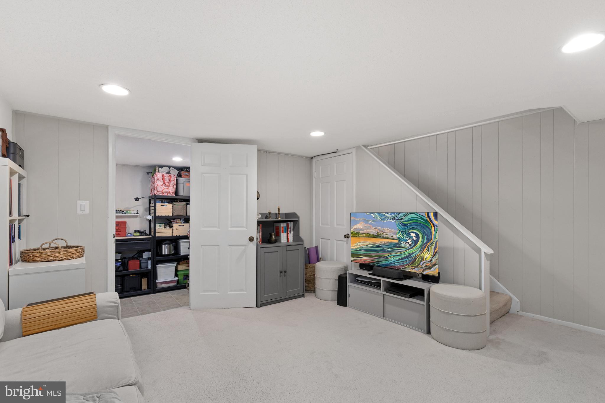 FAIRLINGTON VILLAGES - Residential Lease