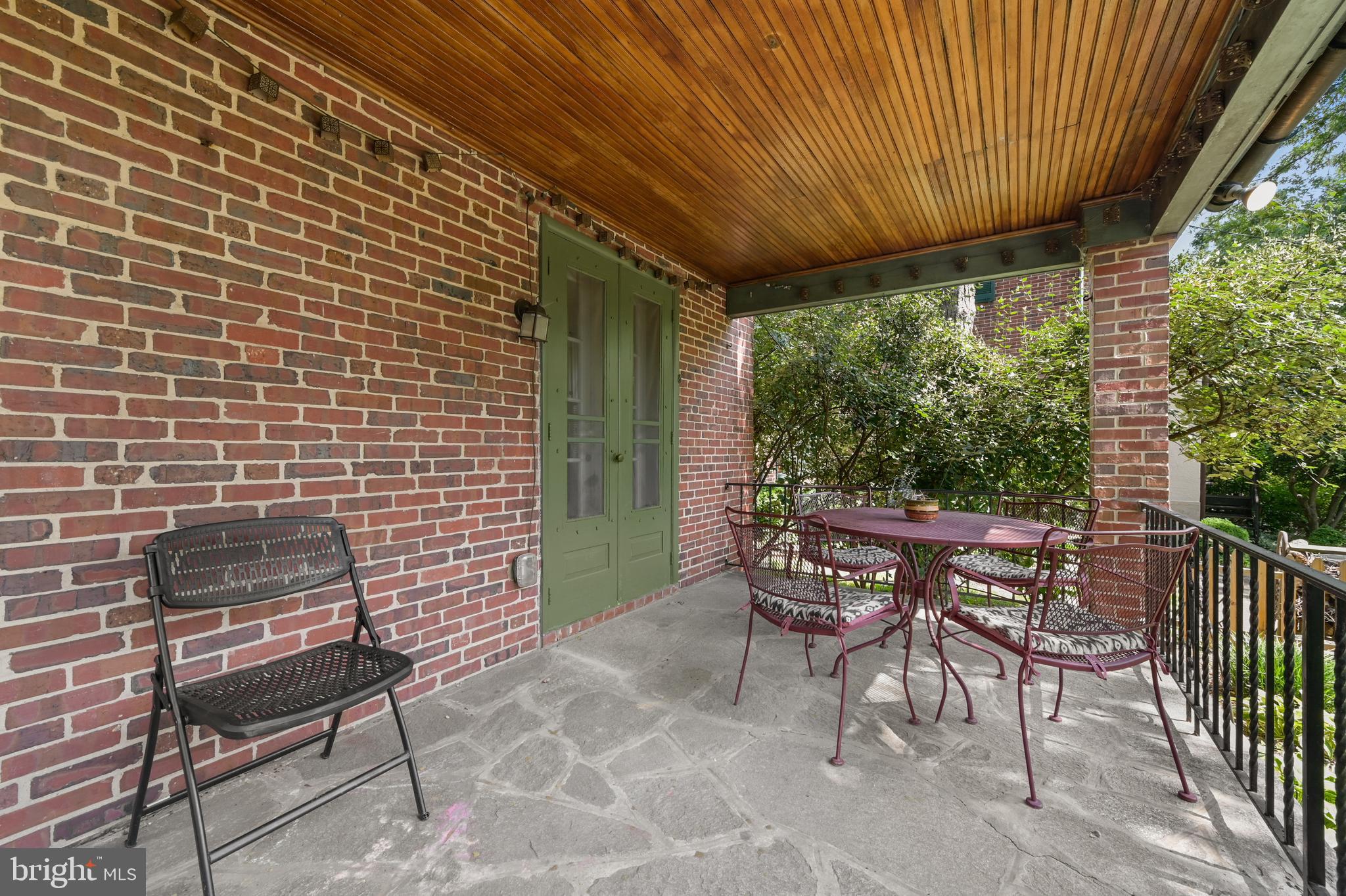 ORIGINAL NORTHWOOD - Residential