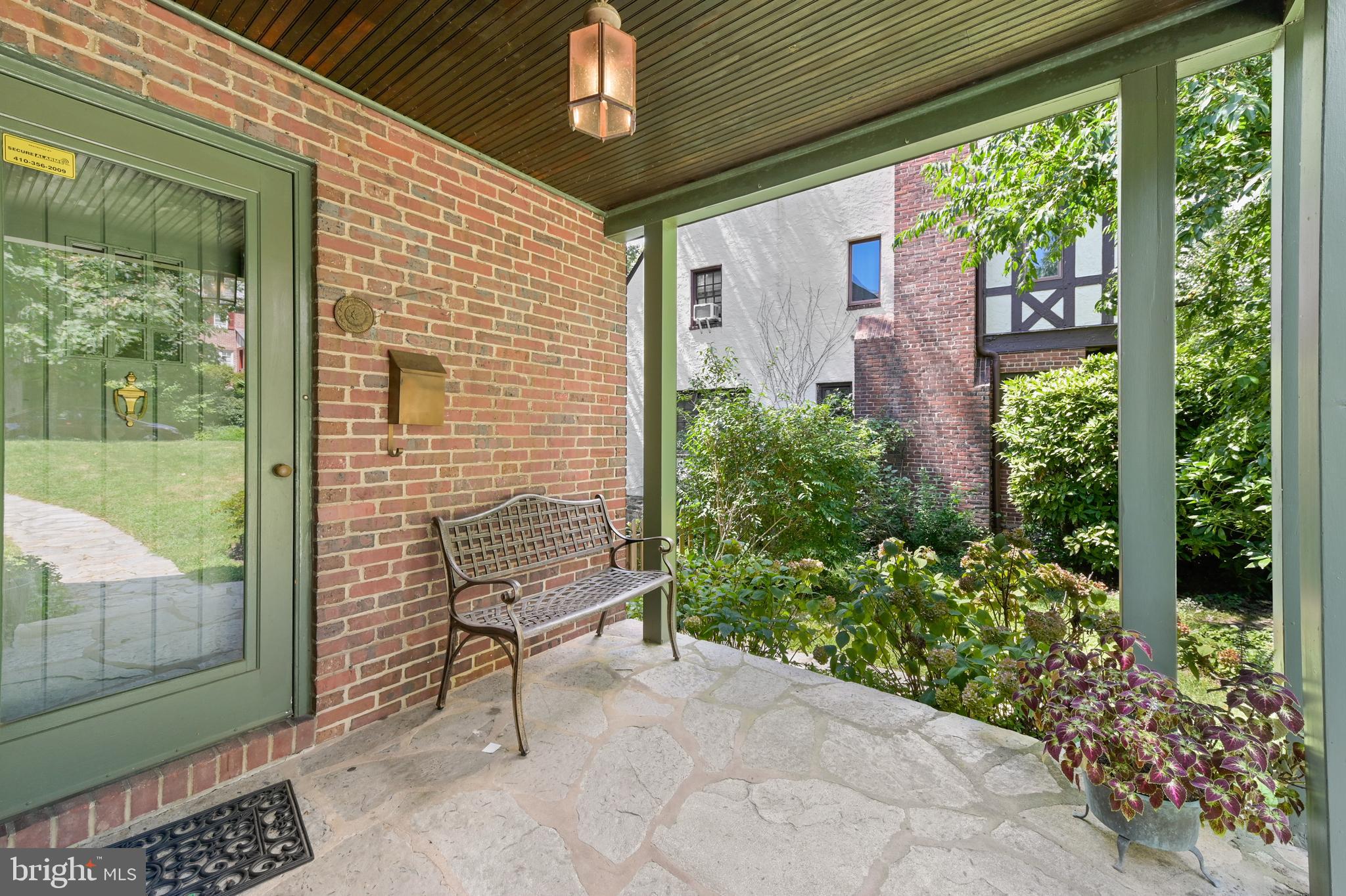 ORIGINAL NORTHWOOD - Residential