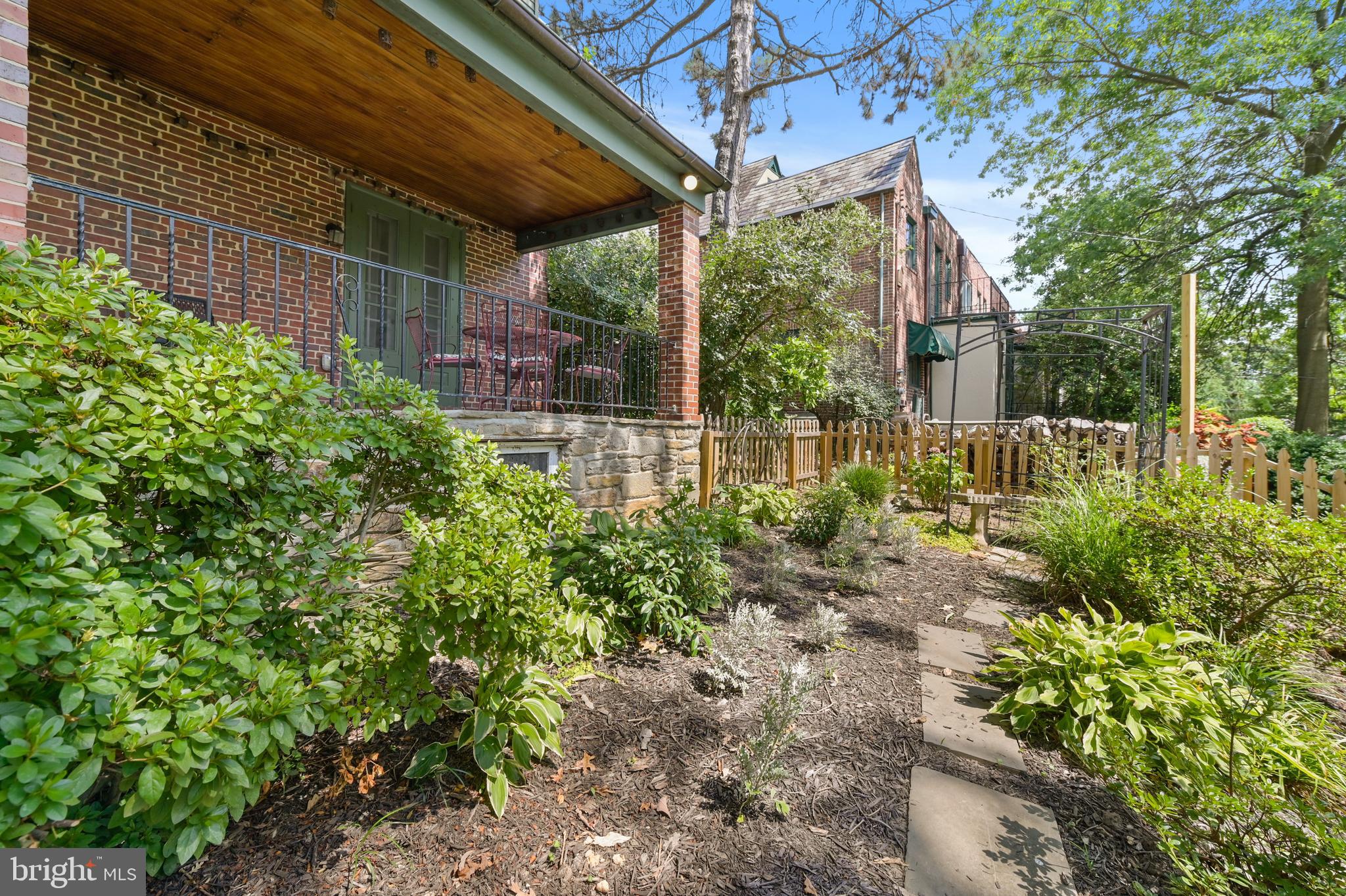 ORIGINAL NORTHWOOD - Residential