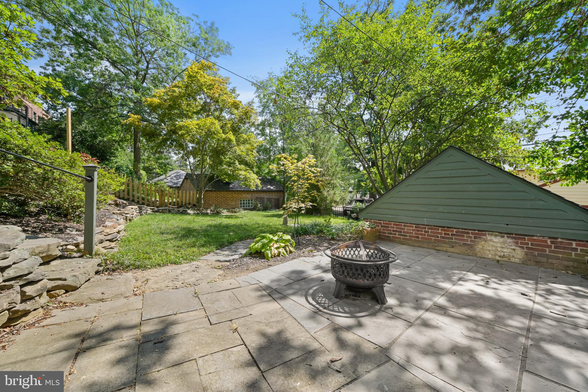 ORIGINAL NORTHWOOD - Residential