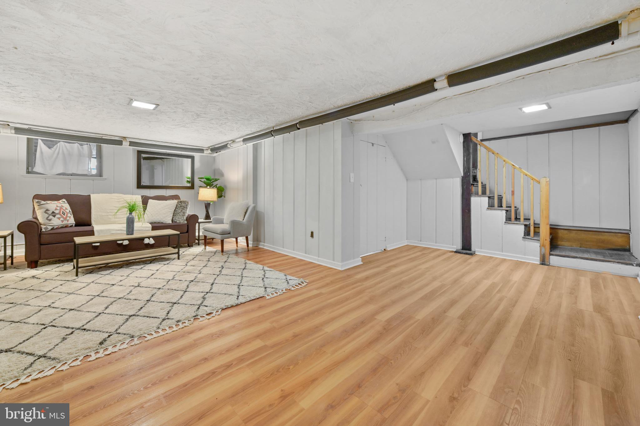 ORIGINAL NORTHWOOD - Residential