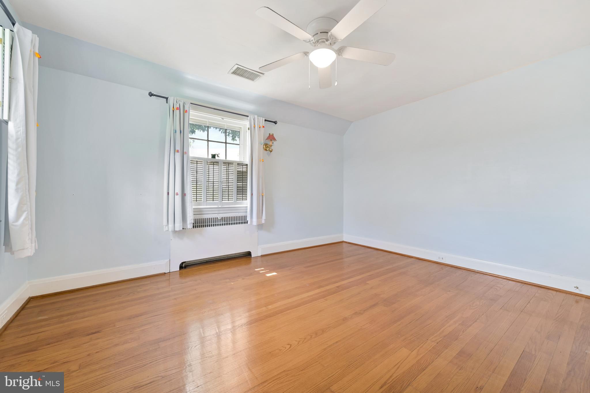 ORIGINAL NORTHWOOD - Residential