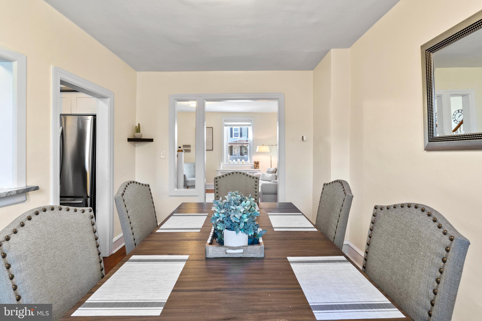 CHESTNUT HILL - Residential