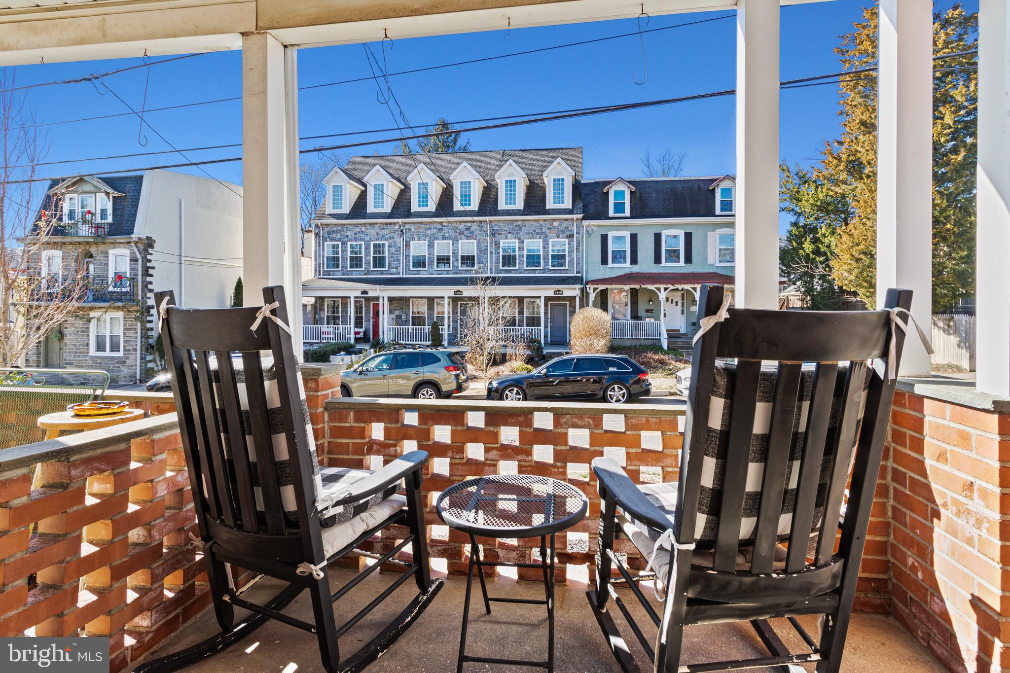 CHESTNUT HILL - Residential