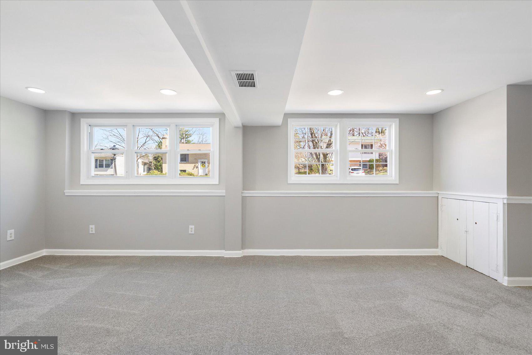 SUMMIT VILLAGE - Residential