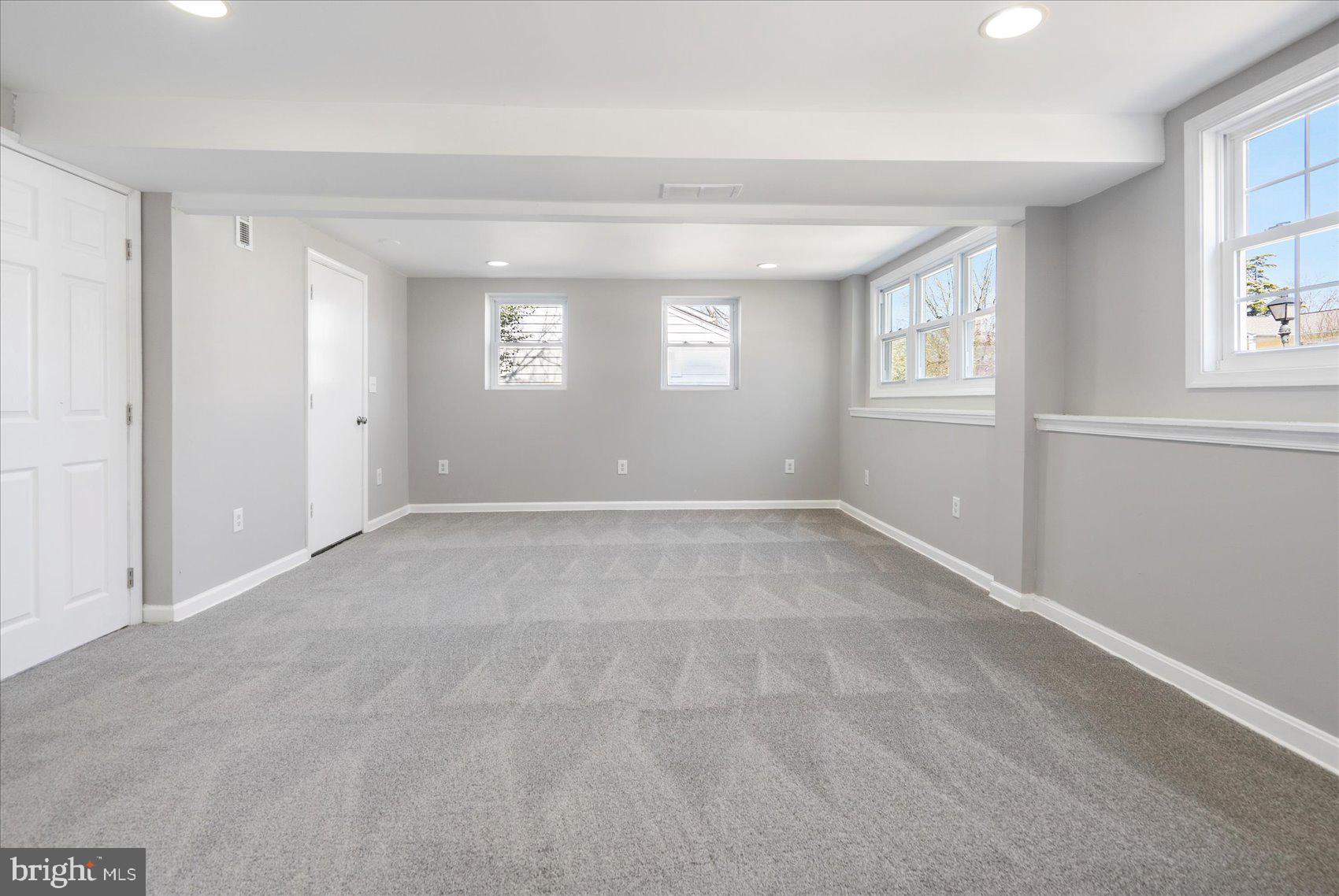 SUMMIT VILLAGE - Residential