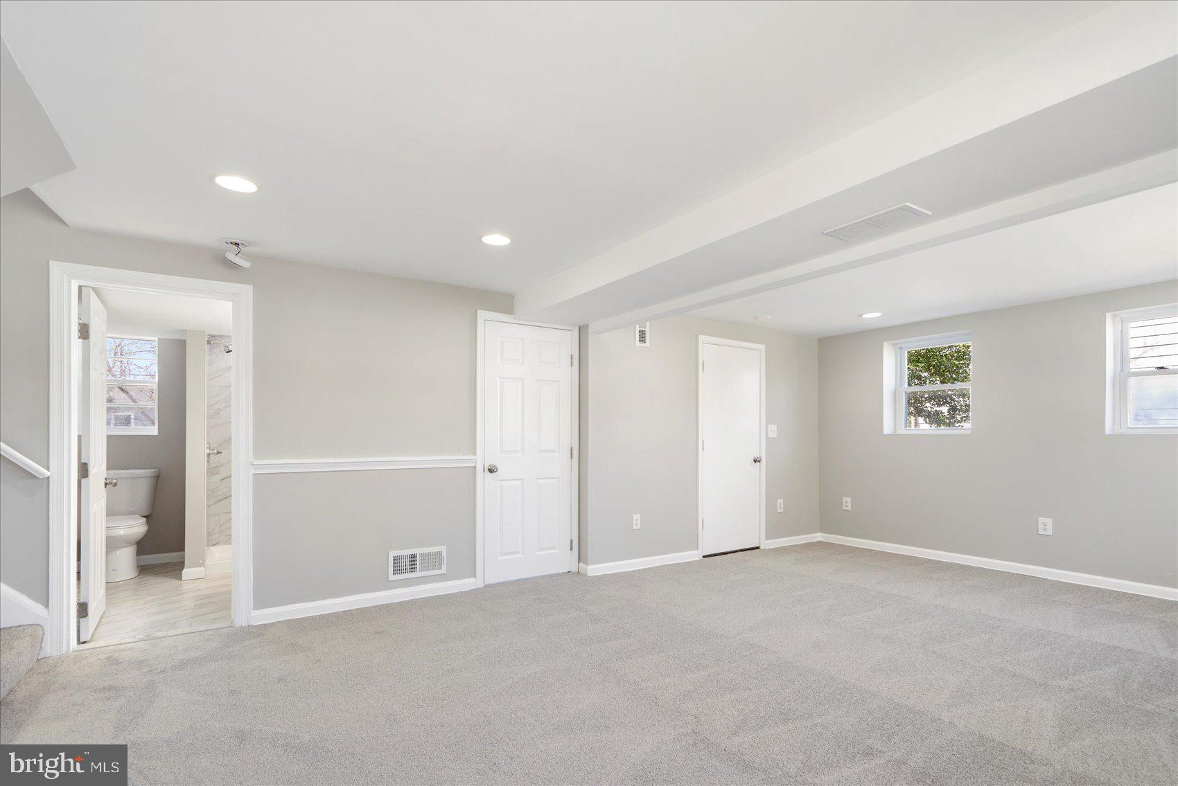 SUMMIT VILLAGE - Residential