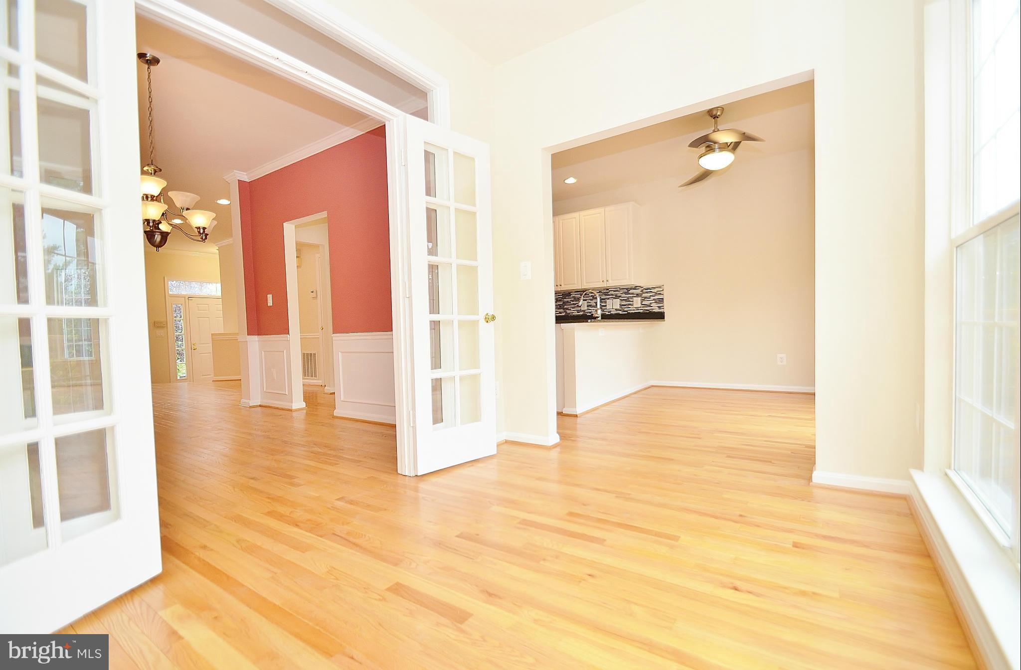 GREAT FALLS CHASE - Residential