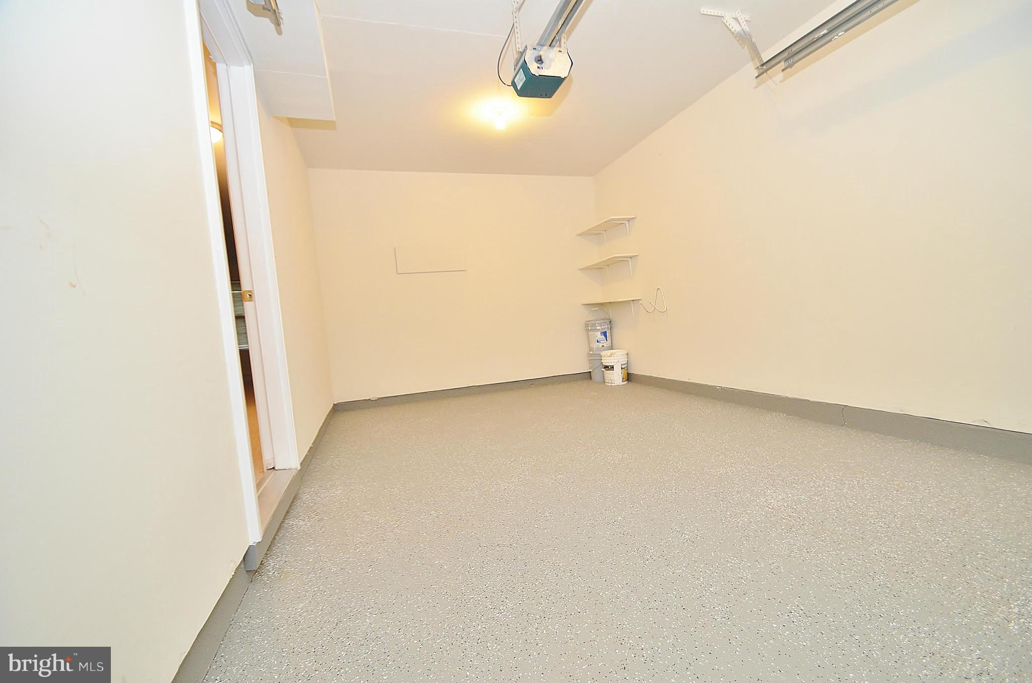 GREAT FALLS CHASE - Residential