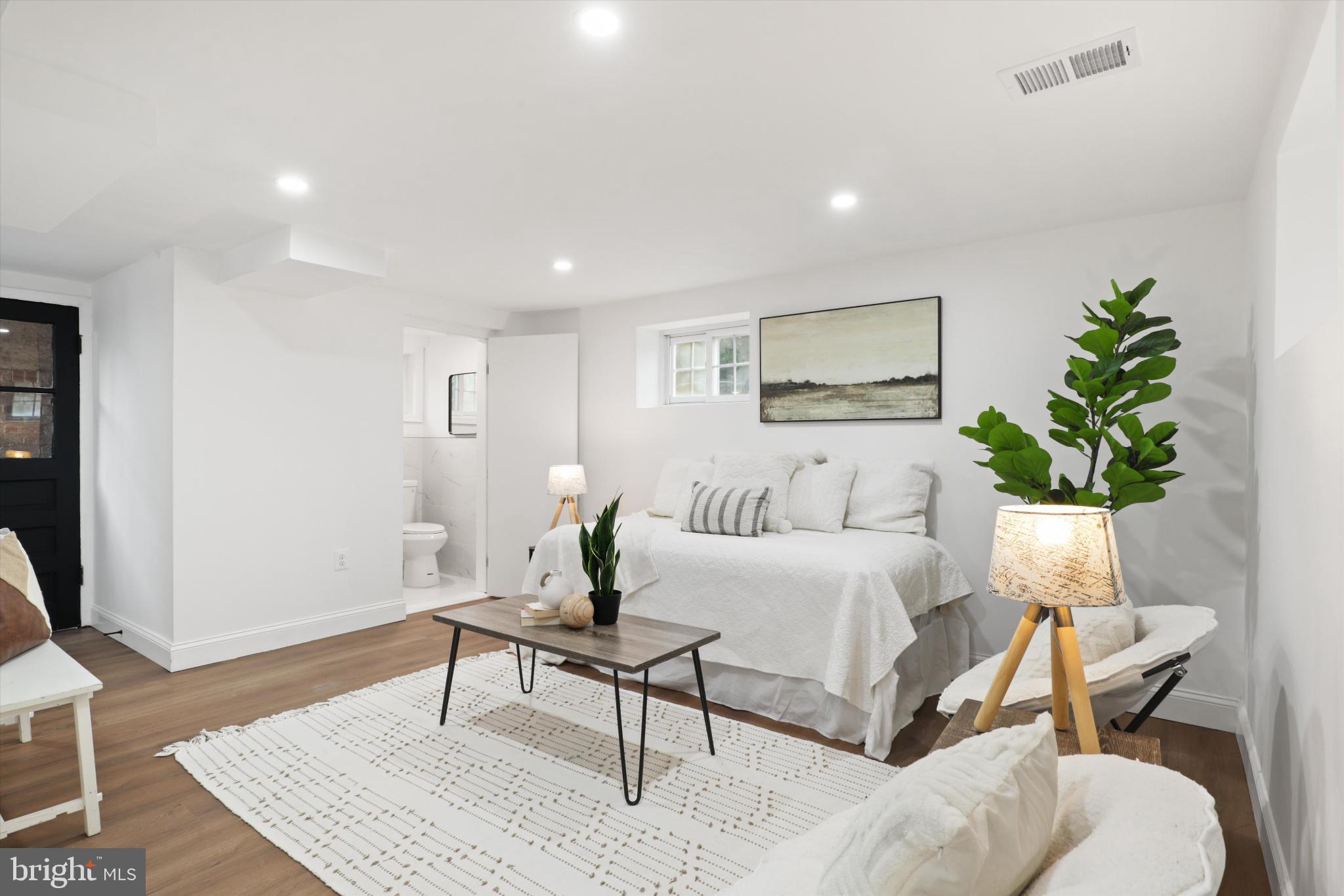 AVONDALE TERRACE - Residential