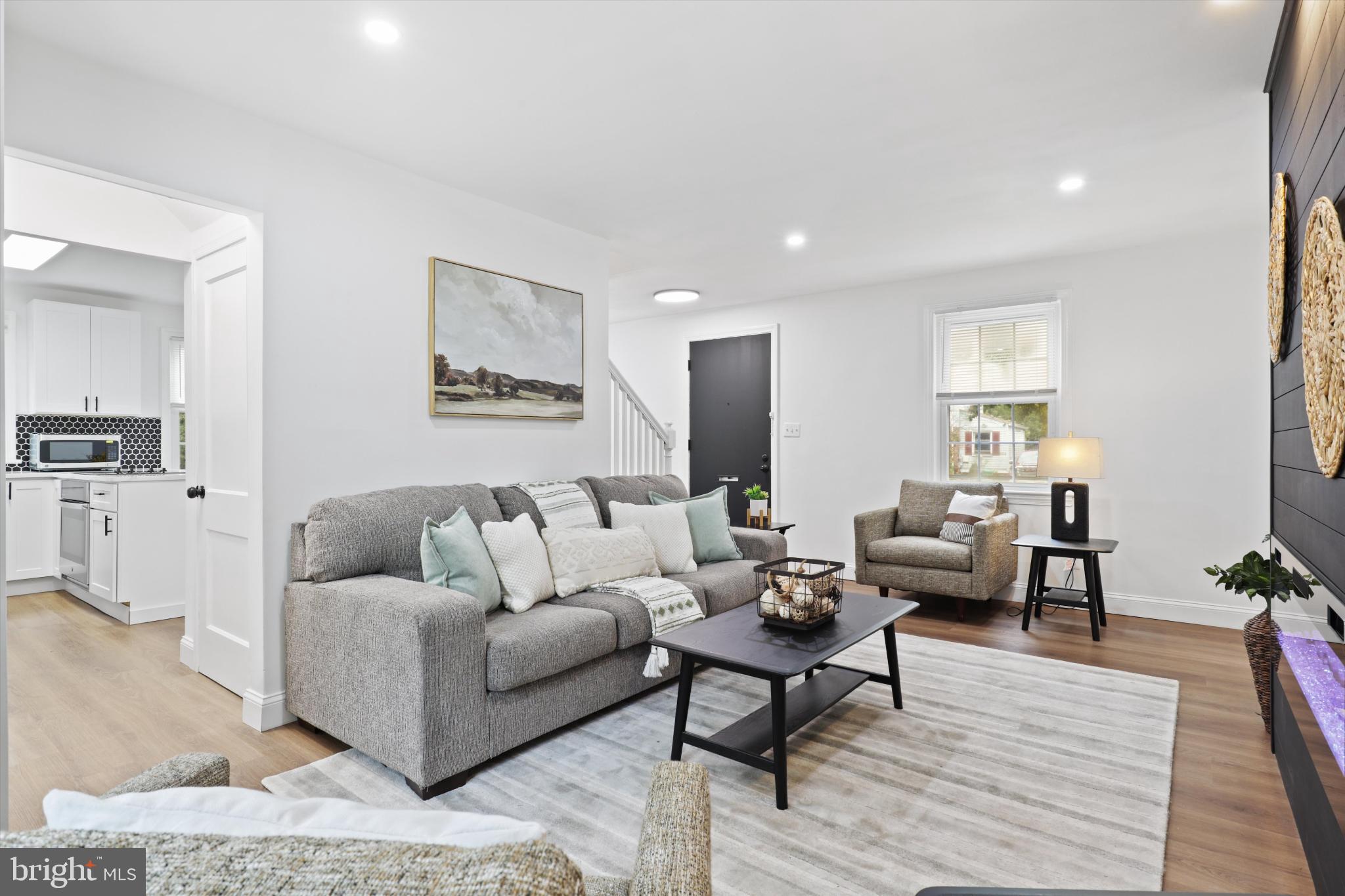 AVONDALE TERRACE - Residential