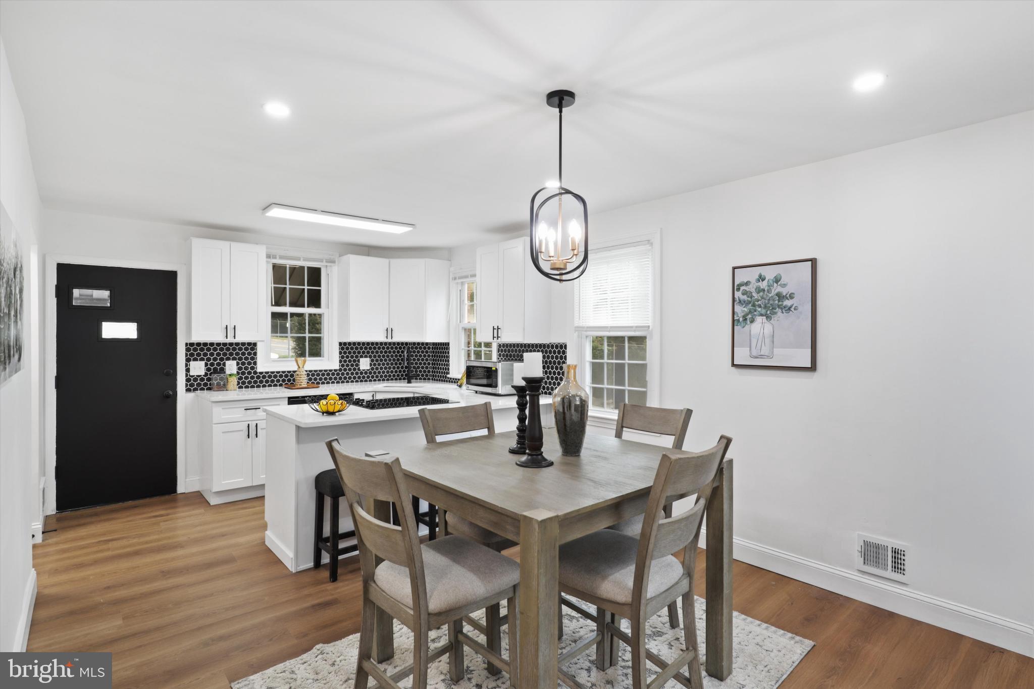 AVONDALE TERRACE - Residential