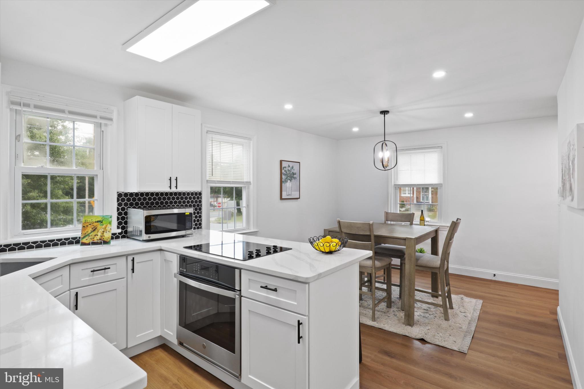 AVONDALE TERRACE - Residential