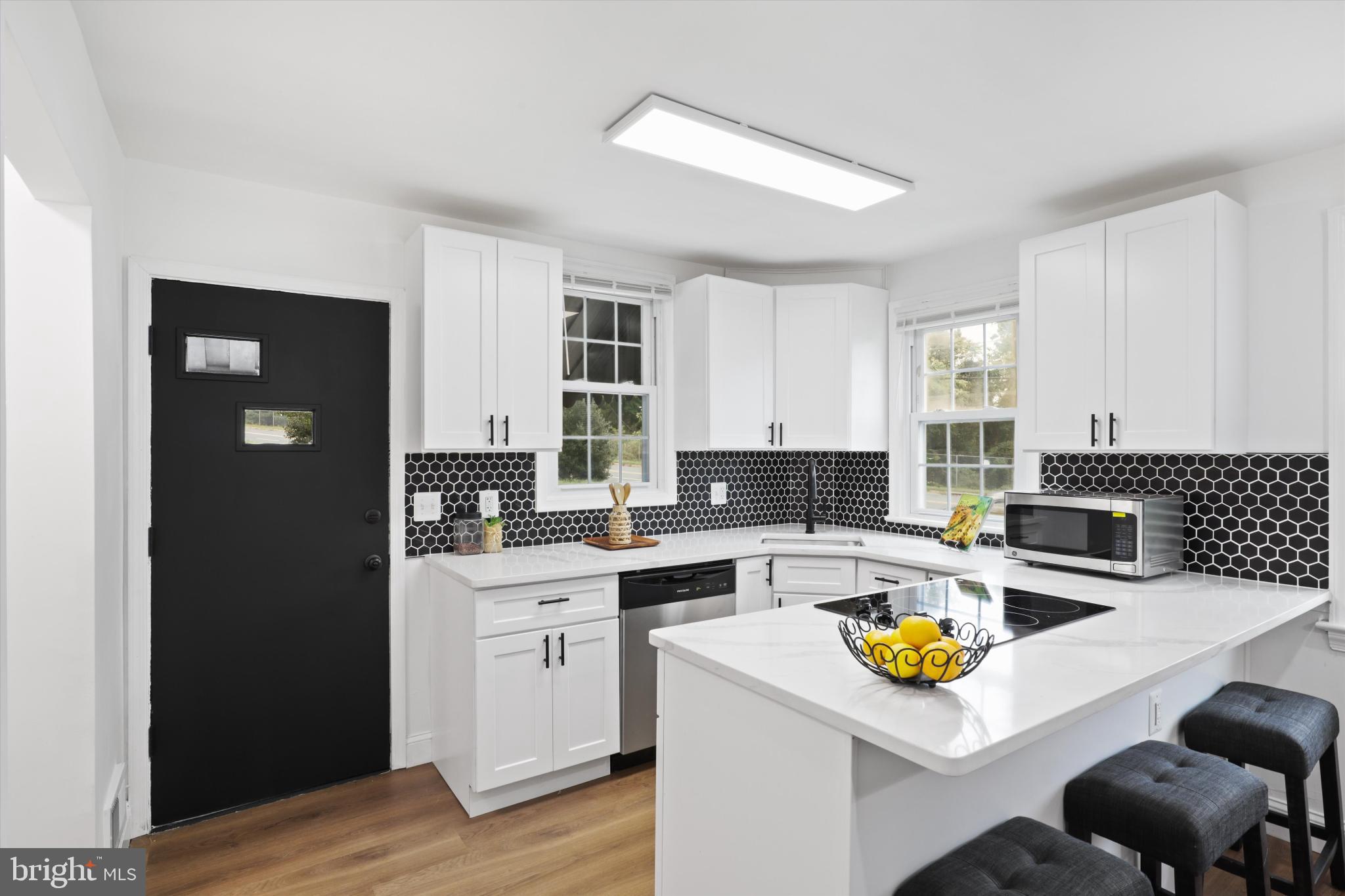 AVONDALE TERRACE - Residential