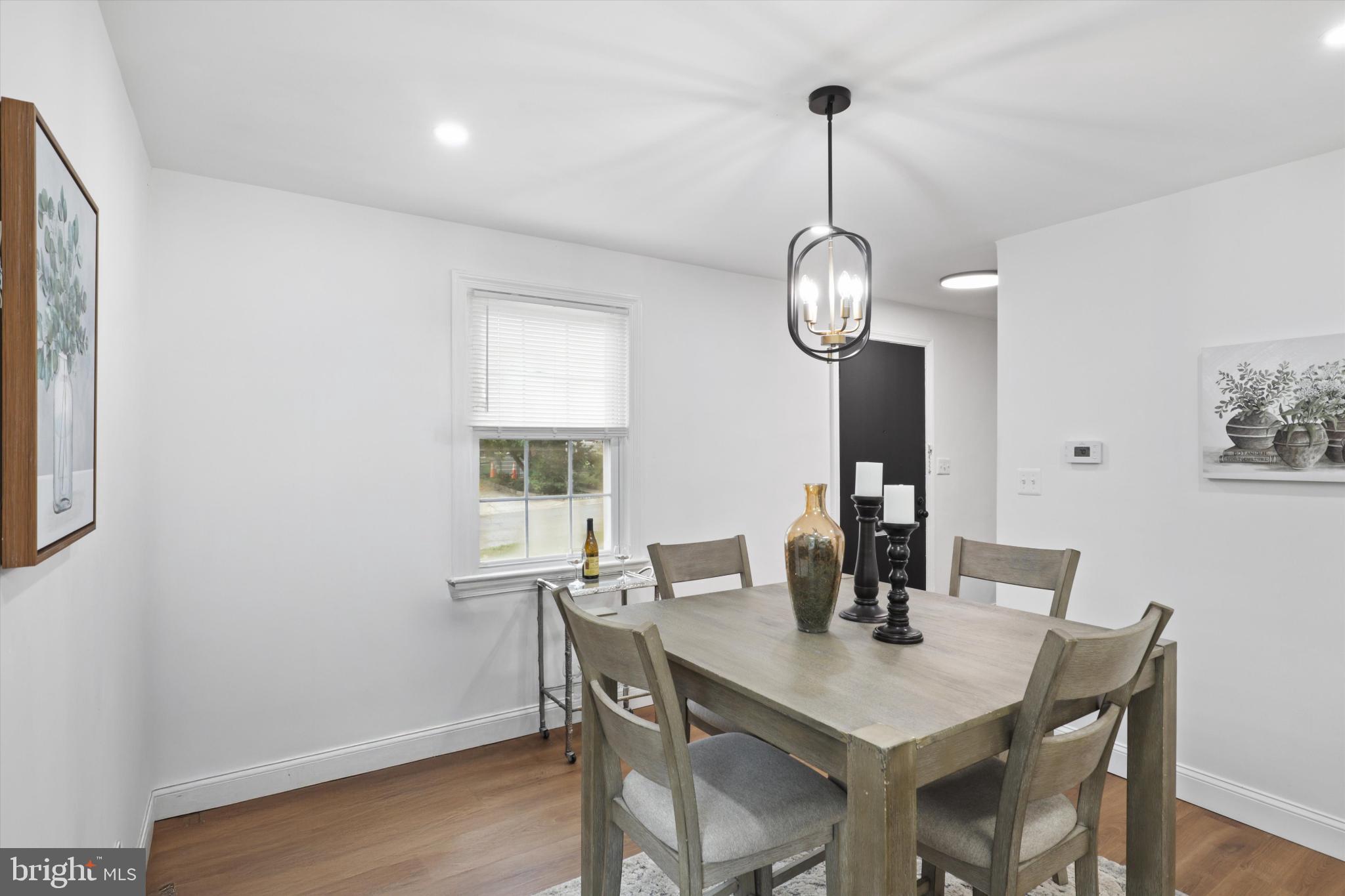 AVONDALE TERRACE - Residential