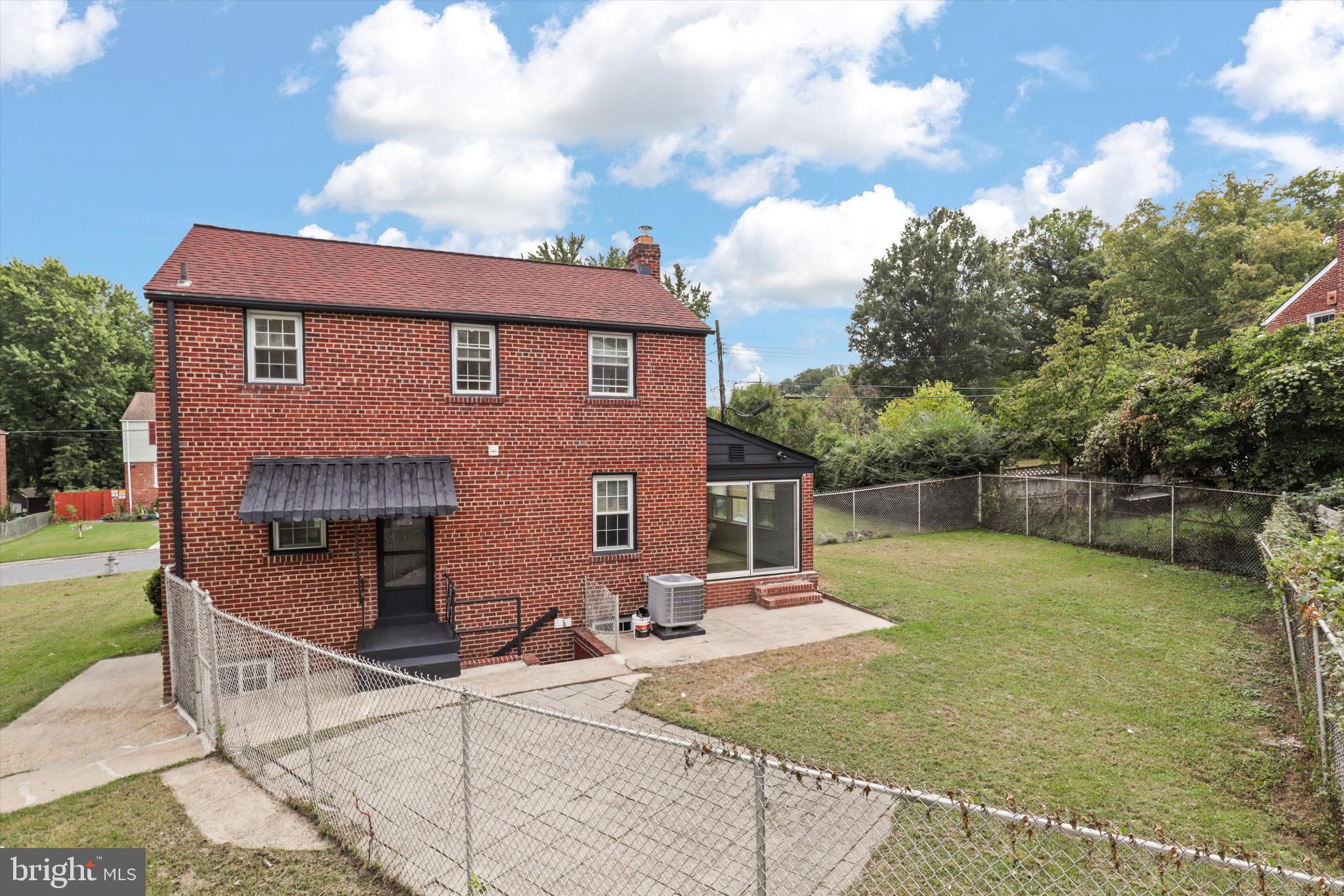 AVONDALE TERRACE - Residential
