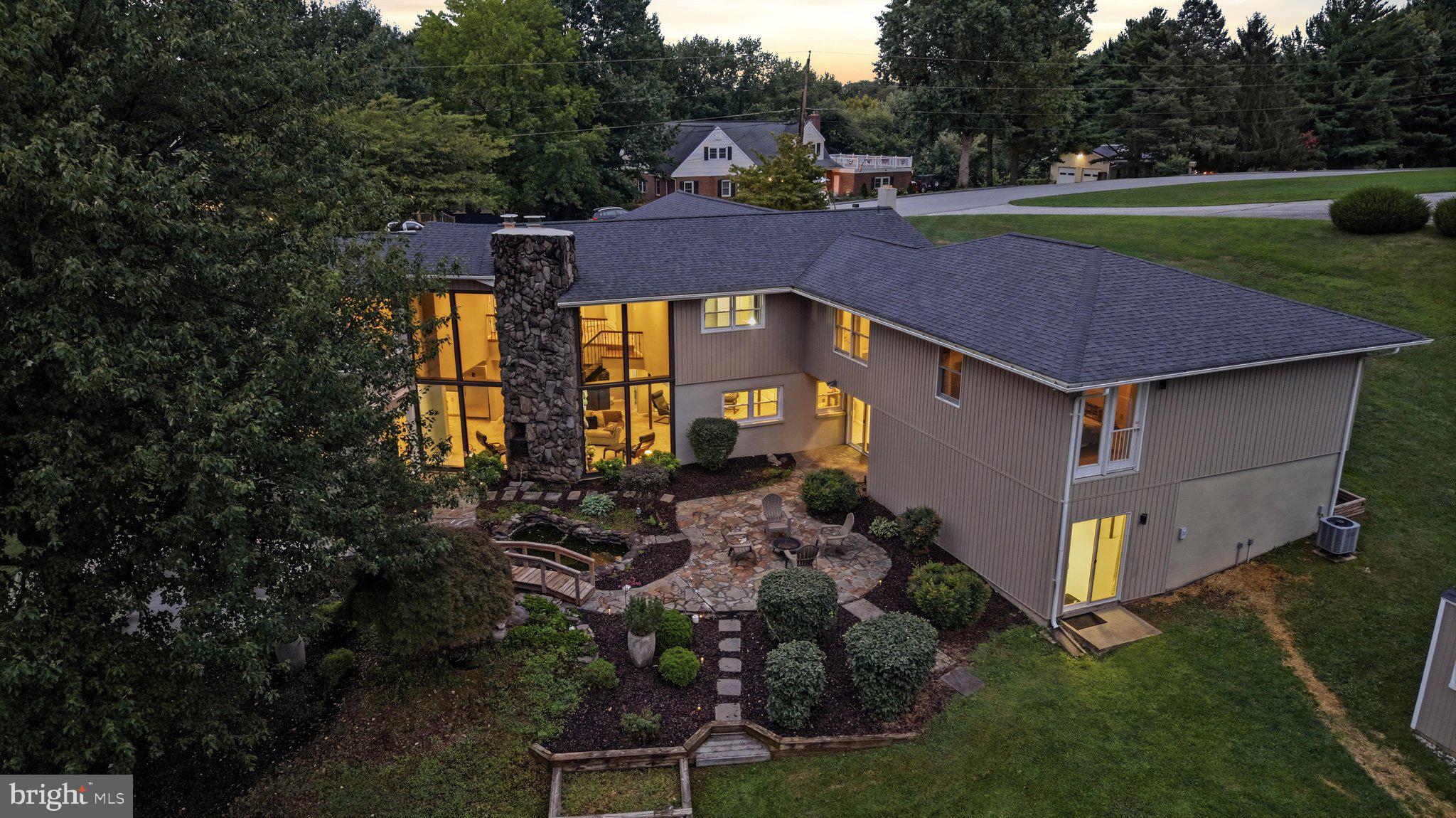 712 WINCHESTER DRIVE