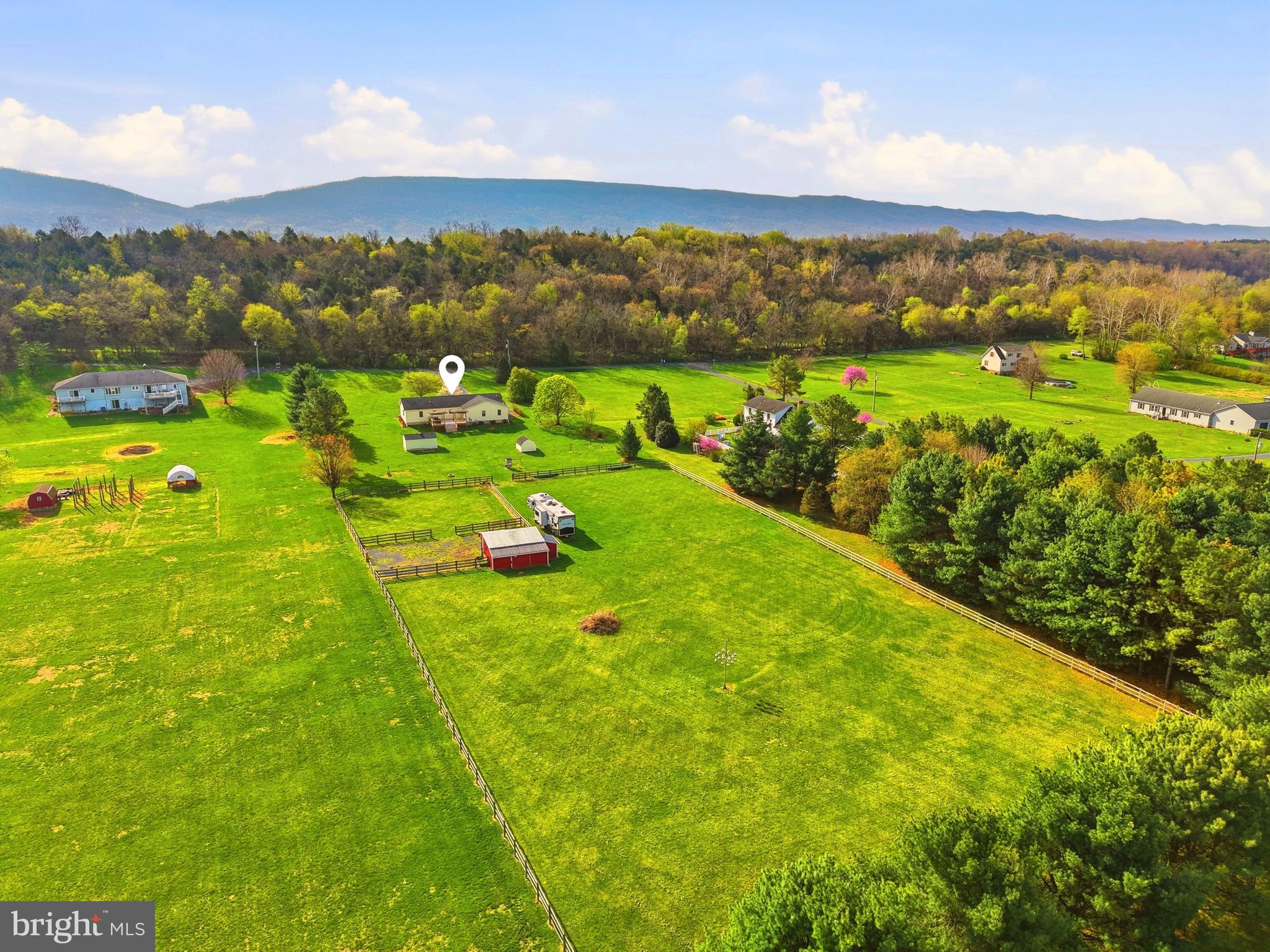 NORTH FORK FARMS - Residential