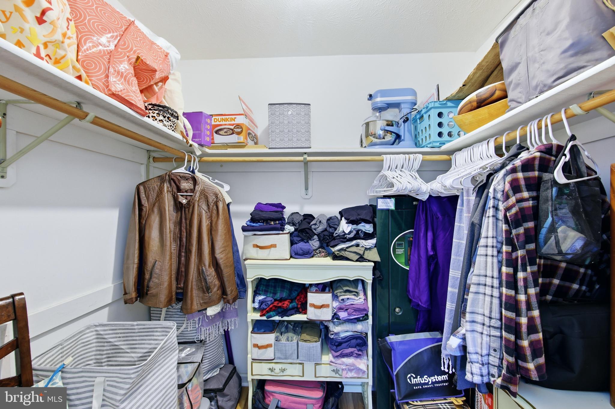 NORTH FORK FARMS - Residential