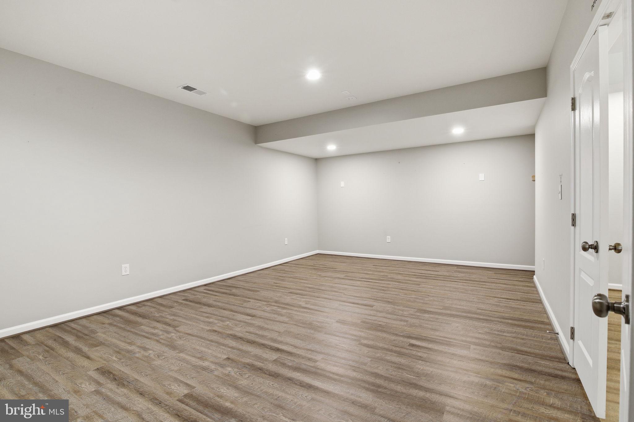 THE PRESERV AT SMITH RUN - Residential