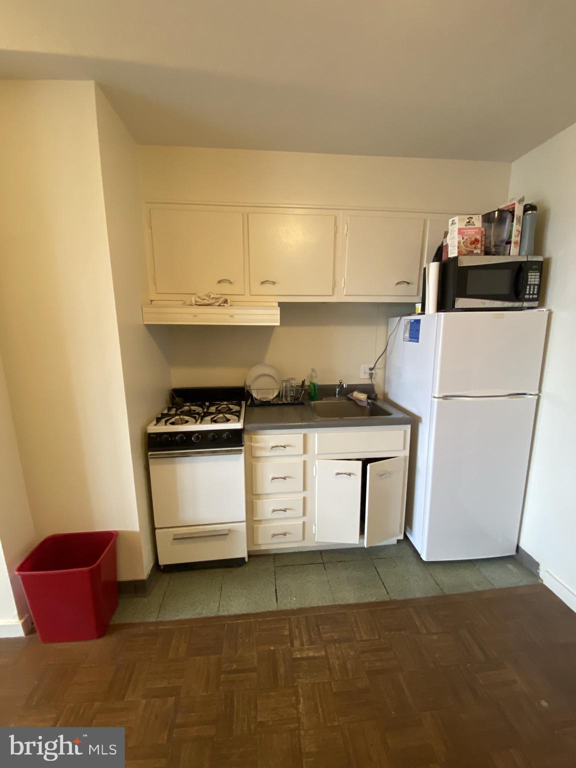 604 S WASHINGTON SQUARE 36 1618