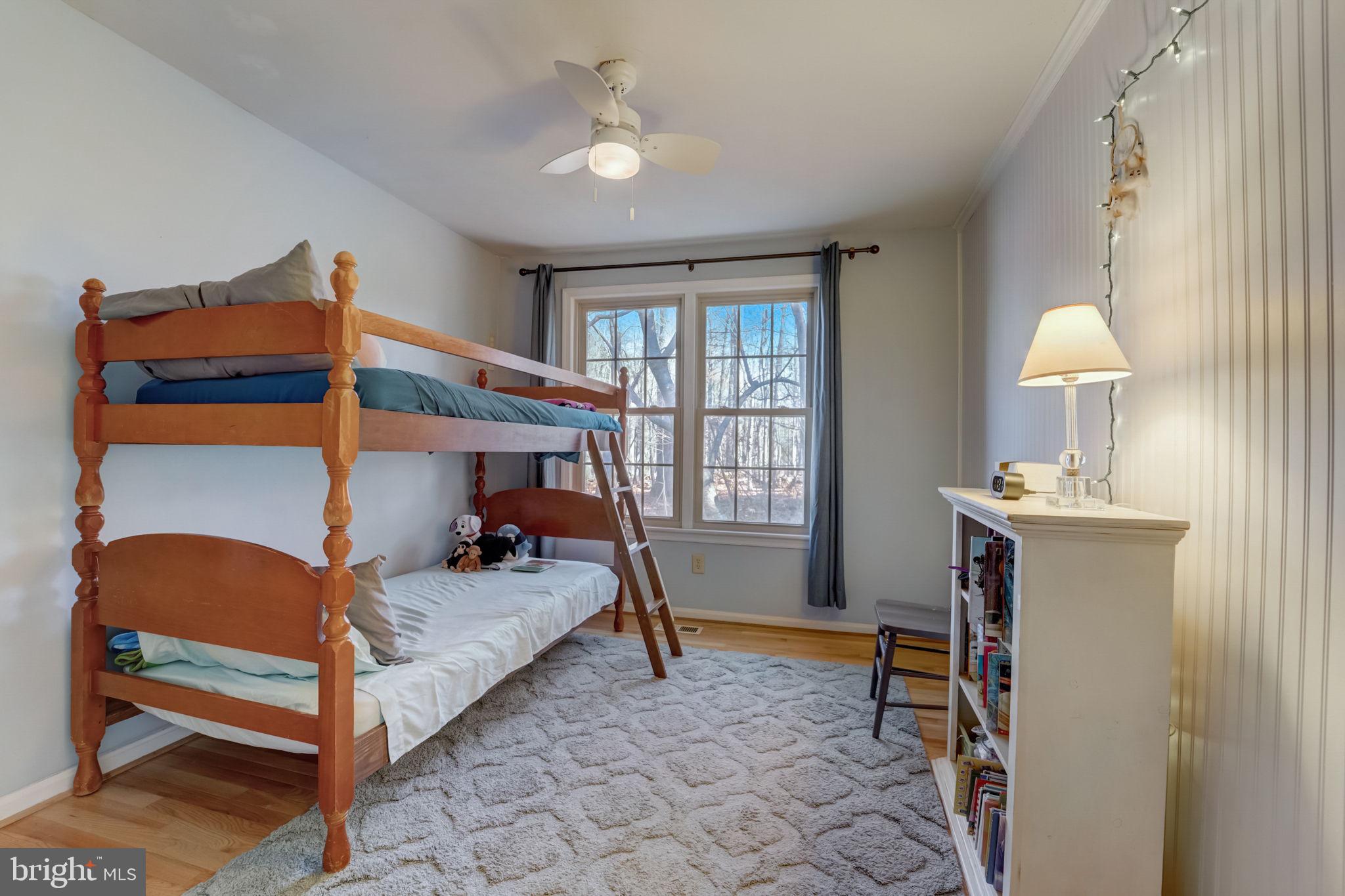 SHADOW OAK - Residential