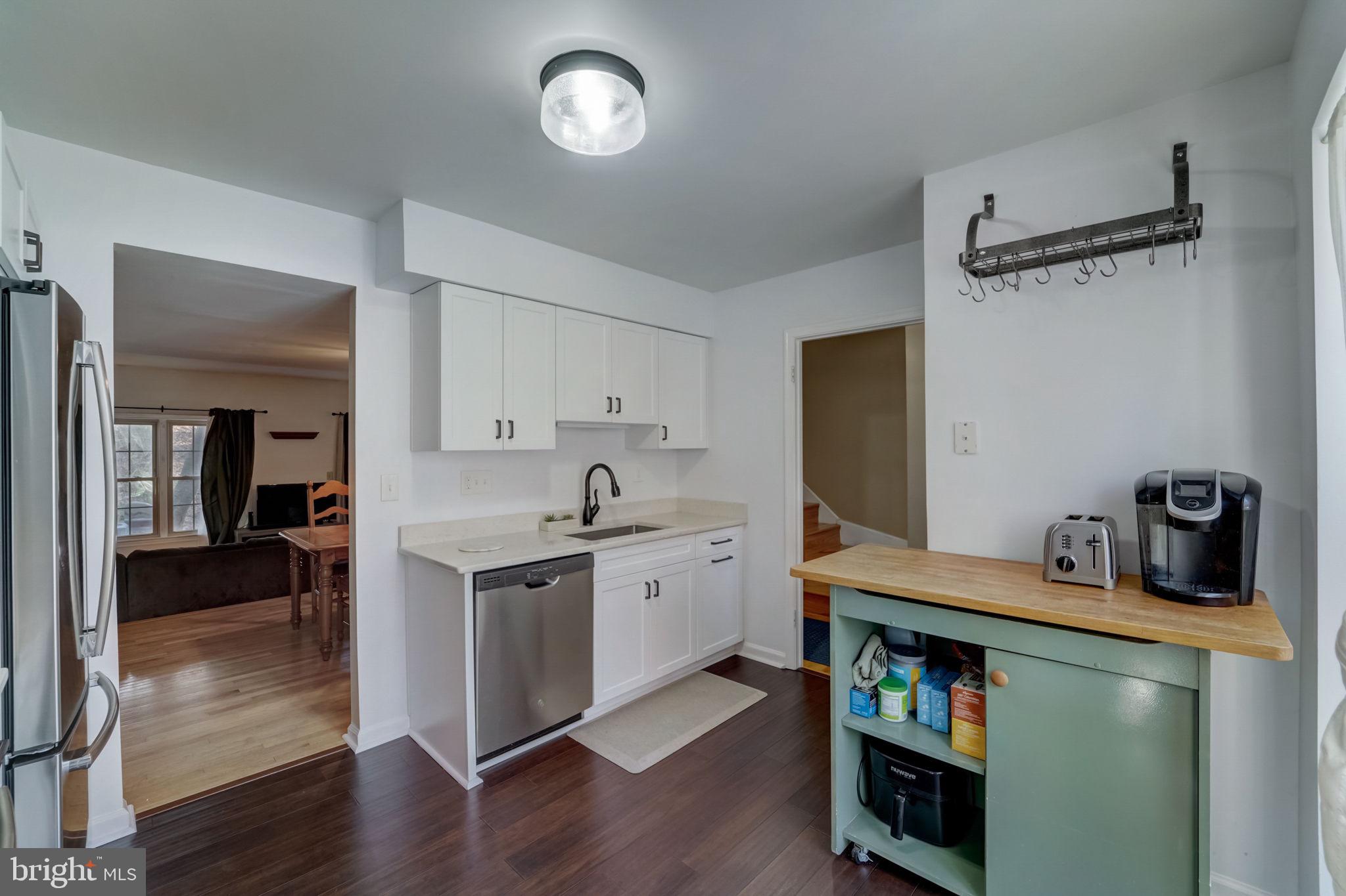 SHADOW OAK - Residential