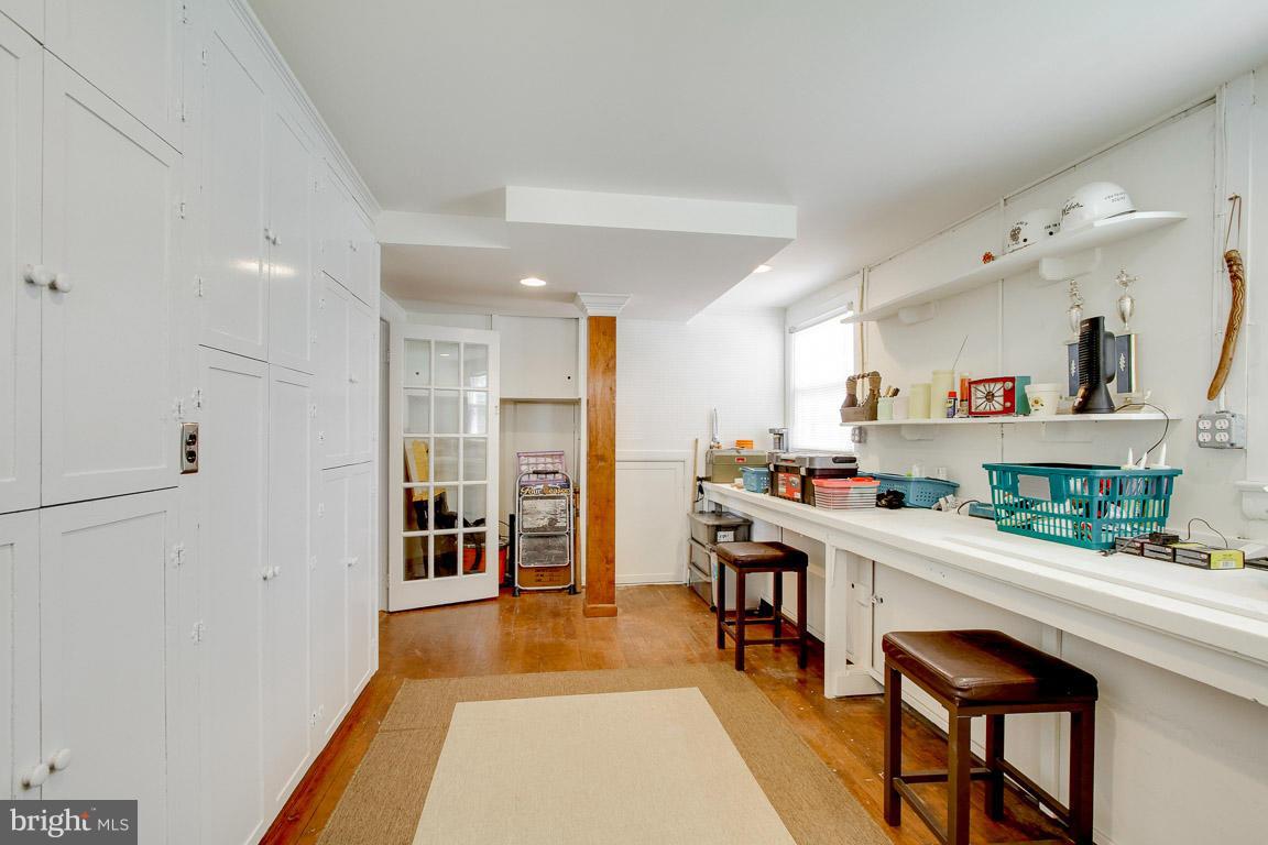 VARSITY PARK - Residential